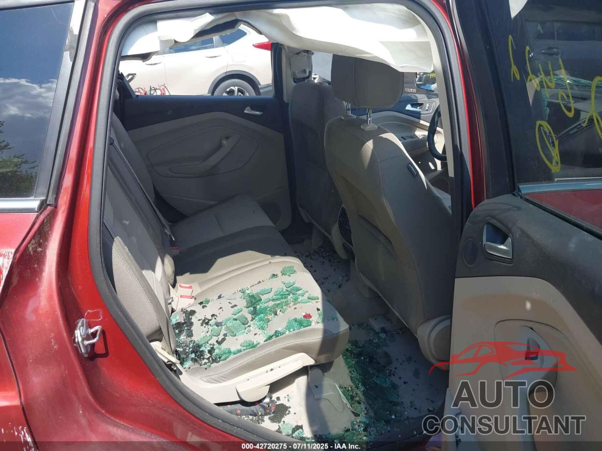 FORD ESCAPE 2015 - 1FMCU9GXXFUB26422