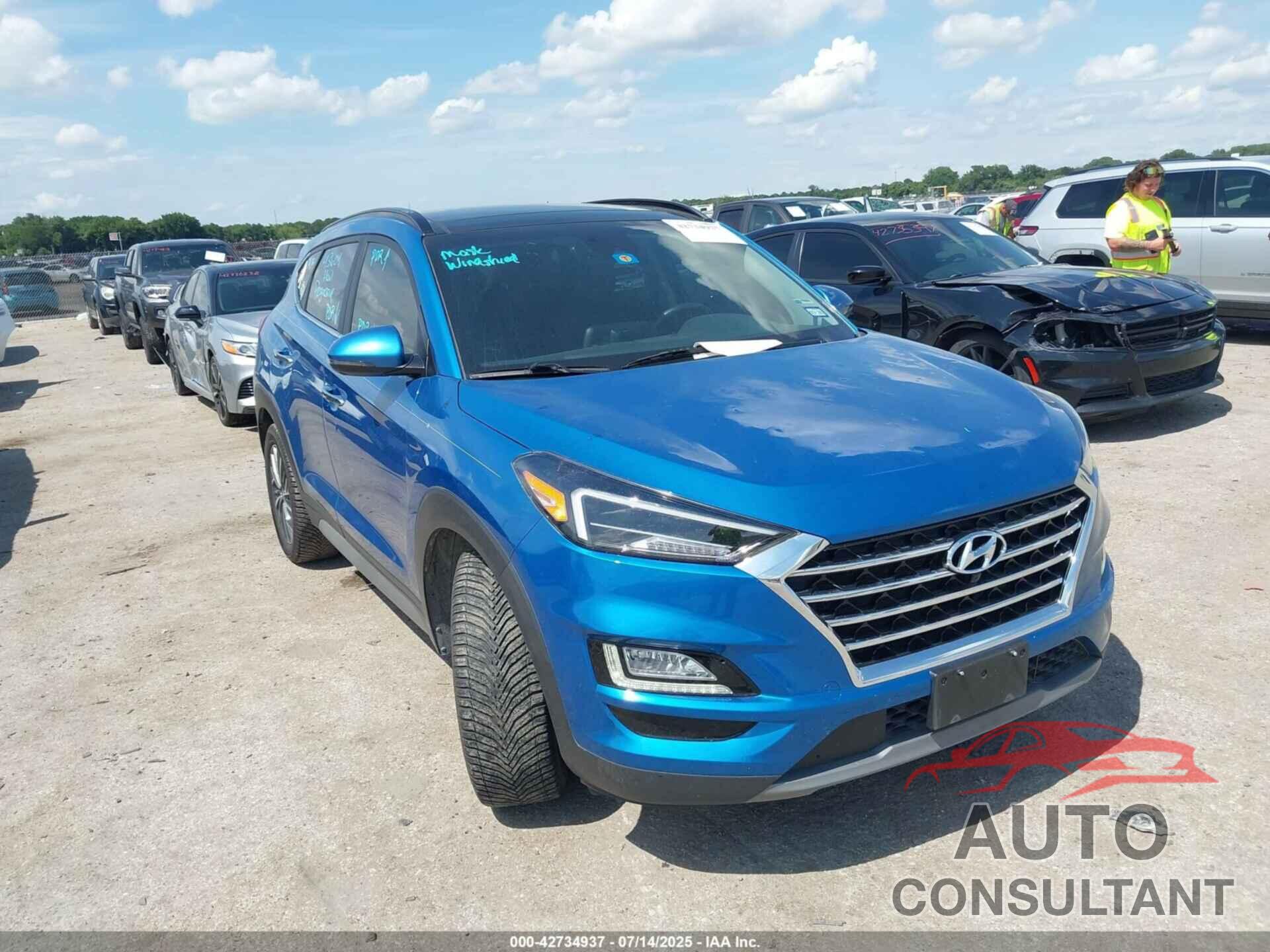 HYUNDAI TUCSON 2021 - KM8J33AL8MU369169
