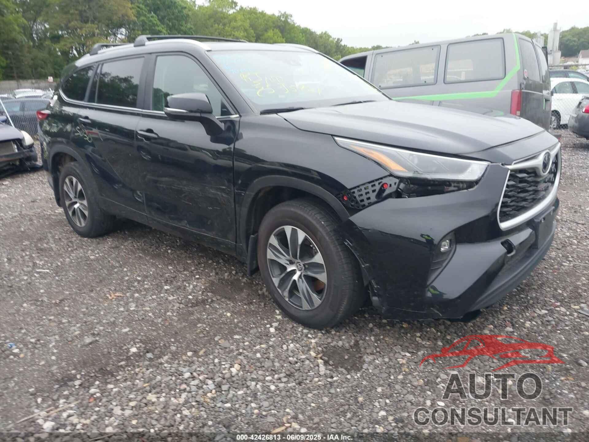 TOYOTA HIGHLANDER 2023 - 5TDKDRBH0PS026819
