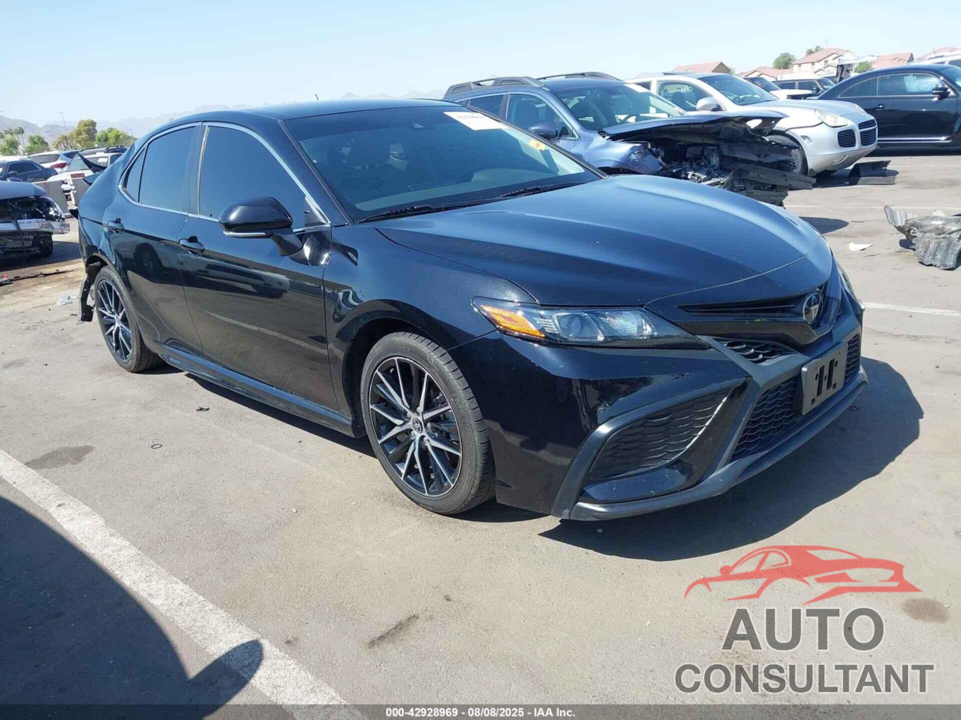 TOYOTA CAMRY 2022 - 4T1G11AK5NU673623