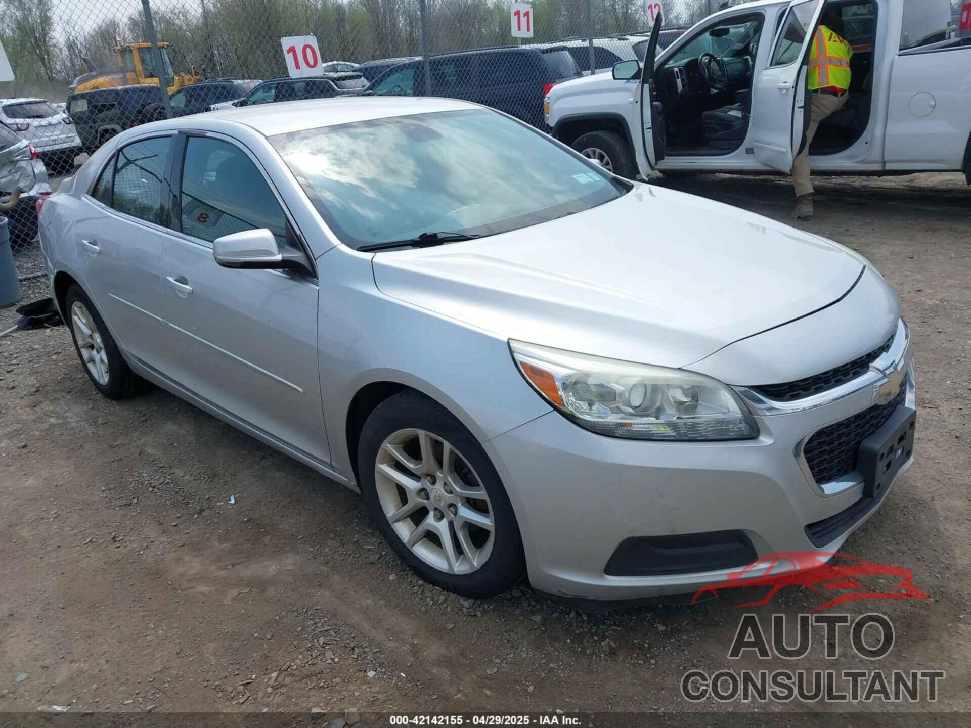 CHEVROLET MALIBU 2015 - 1G11C5SL3FU127044