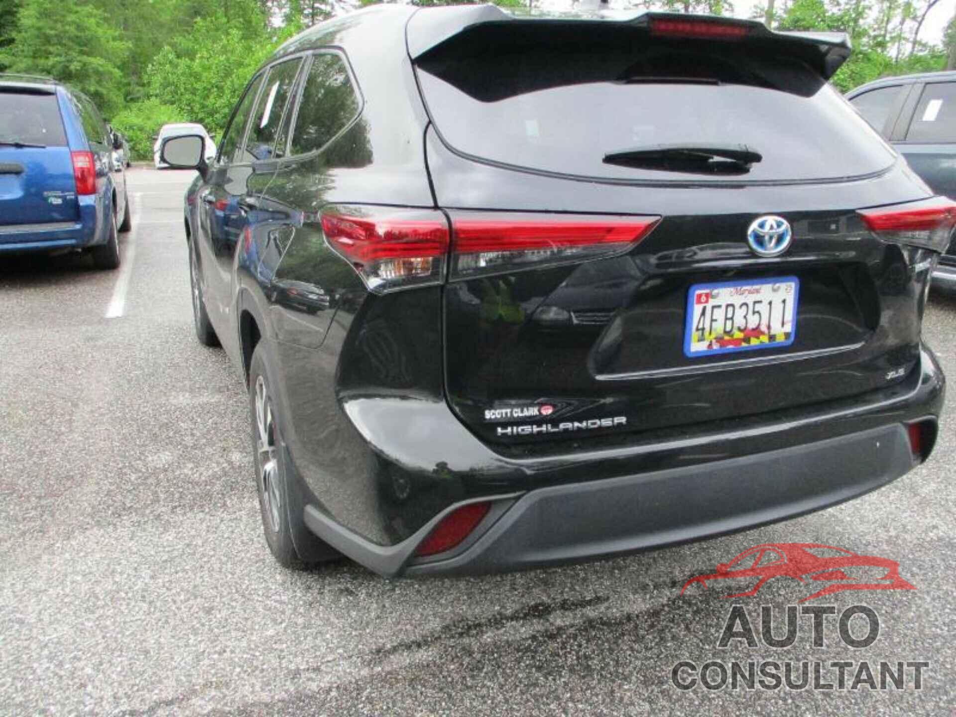 TOYOTA HIGHLANDER 2022 - 5TDGBRCH1NS543750