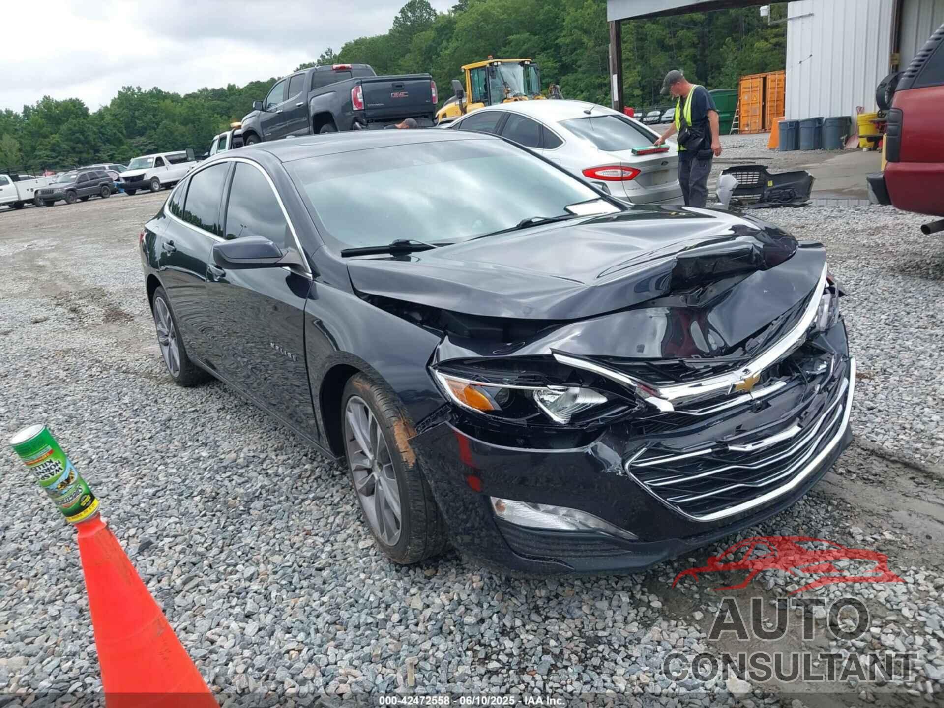 CHEVROLET MALIBU 2023 - 1G1ZD5ST3PF135747
