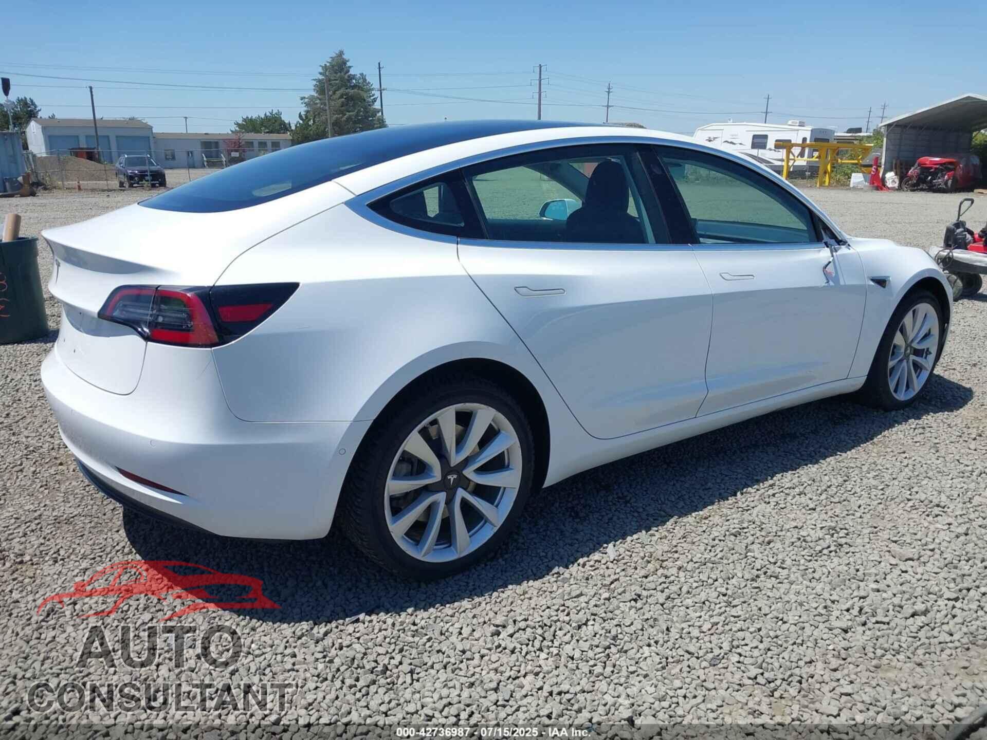 TESLA MODEL 3 2018 - 5YJ3E1EA4JF062932