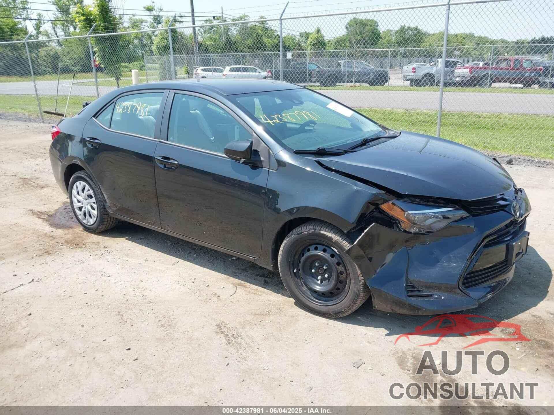 TOYOTA COROLLA 2018 - 2T1BURHE6JC041032