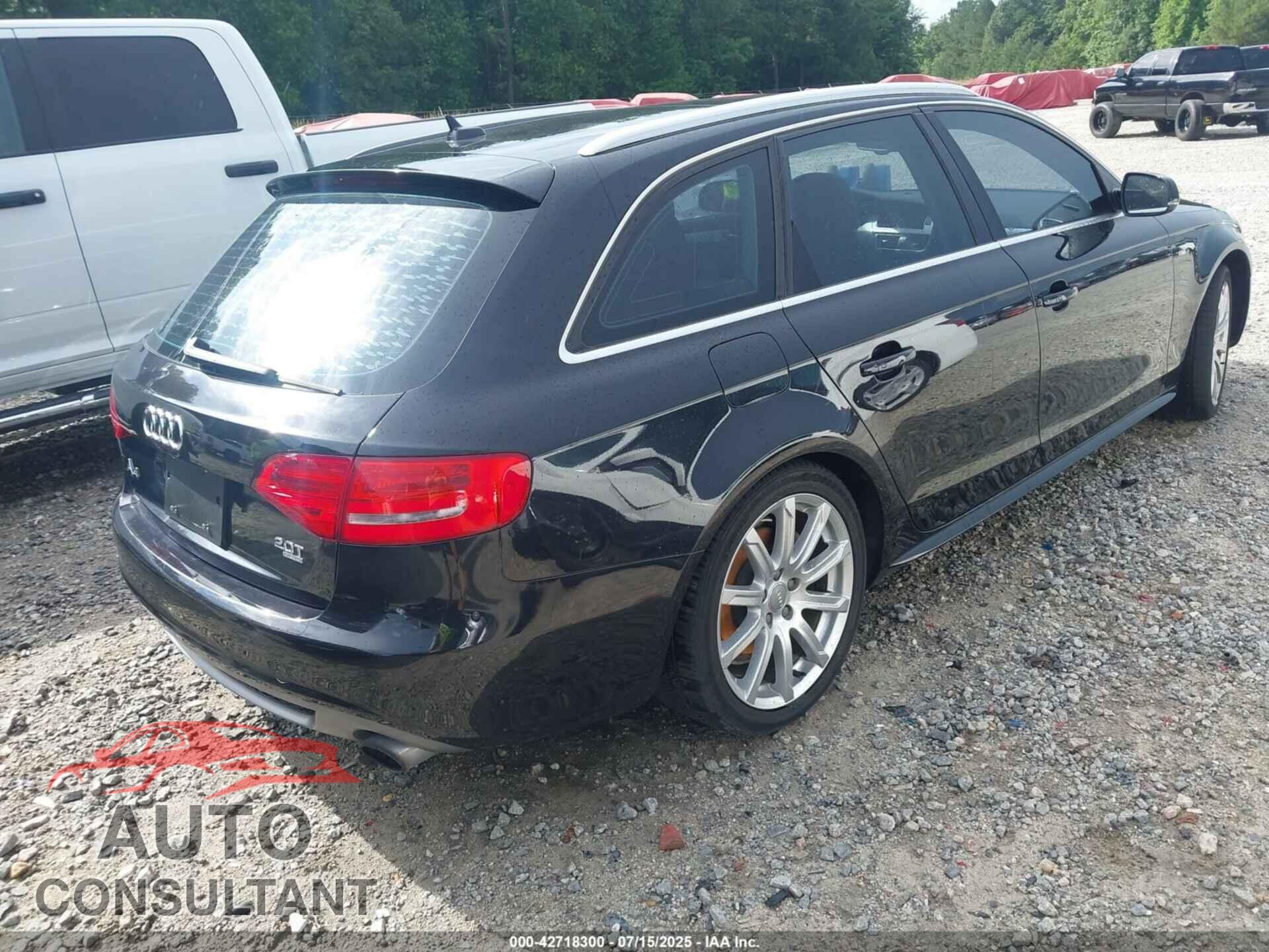 AUDI A4 2012 - WAUWFAFL5CA111784