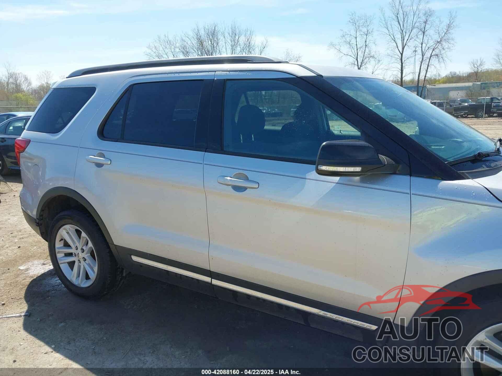 FORD EXPLORER 2017 - 1FM5K7D82HGC52758