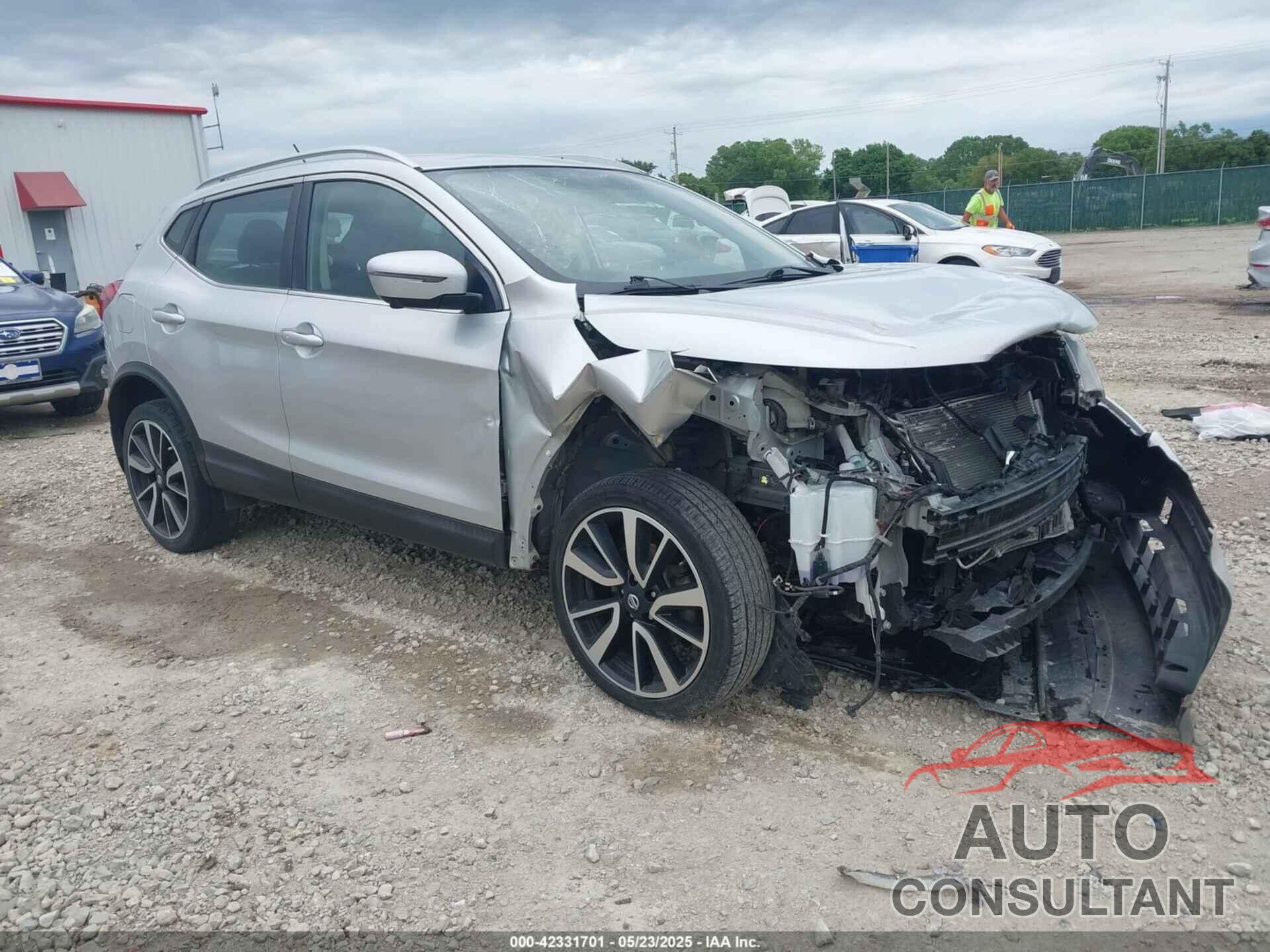 NISSAN ROGUE SPORT 2017 - JN1BJ1CP4HW022907