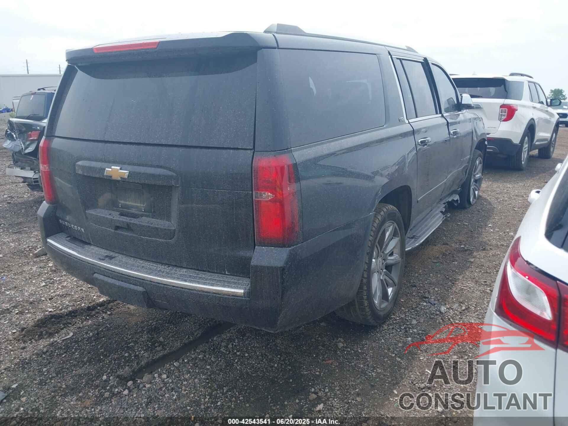 CHEVROLET SUBURBAN 1500 2015 - 1GNSKKKC8FR698374