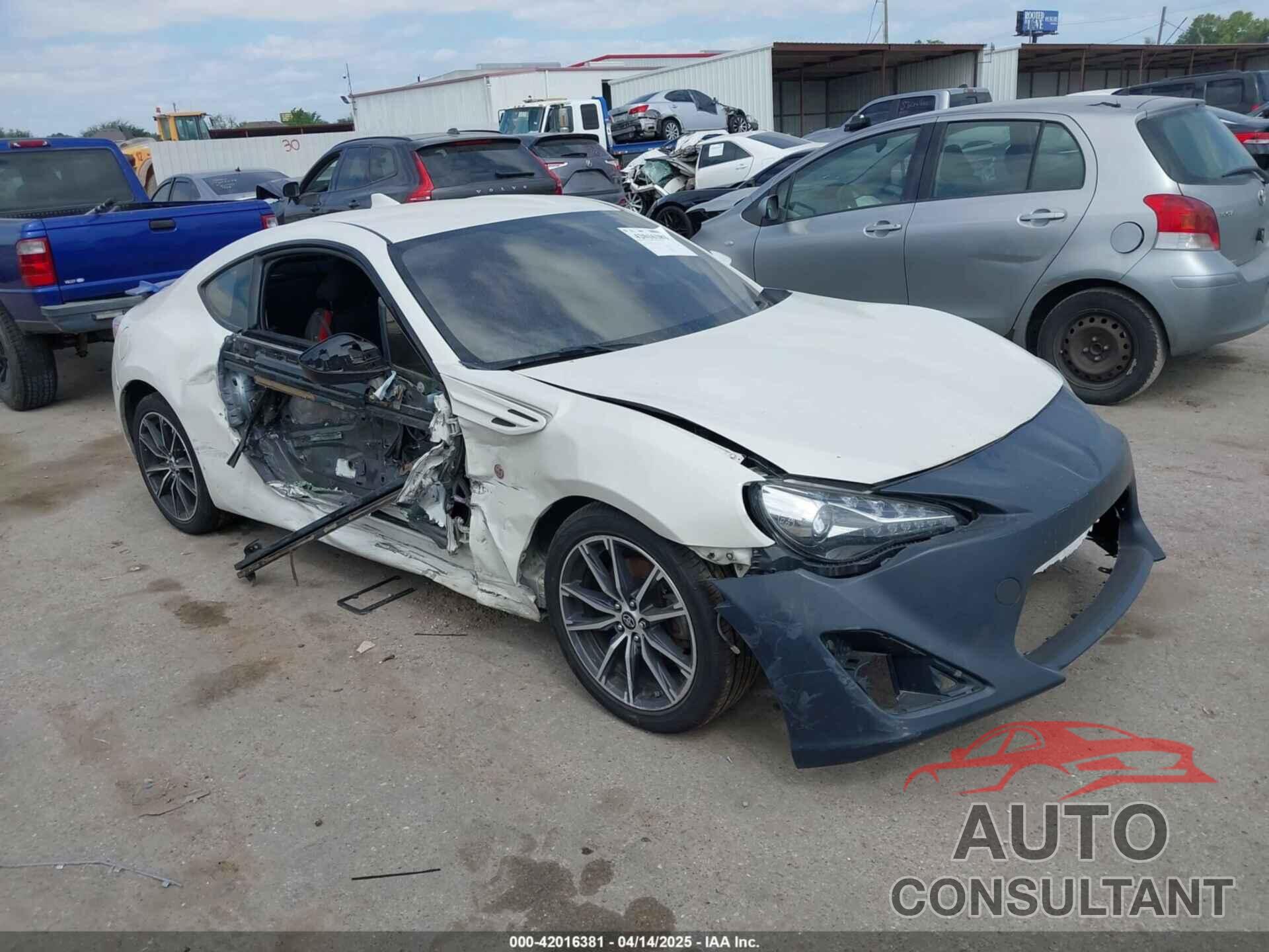 TOYOTA 86 2017 - JF1ZNAA12H9701111