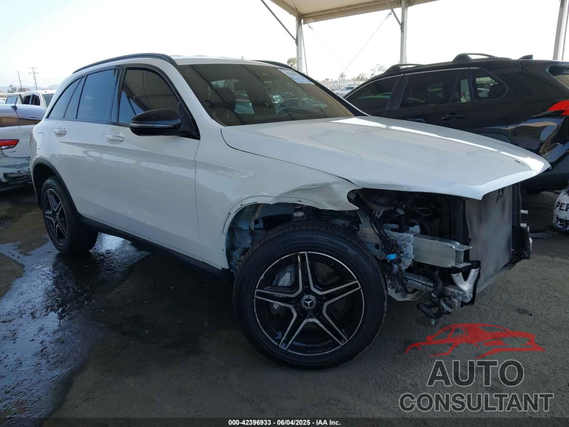 MERCEDES-BENZ GLC 300 2022 - W1N0G8DB2NG109881