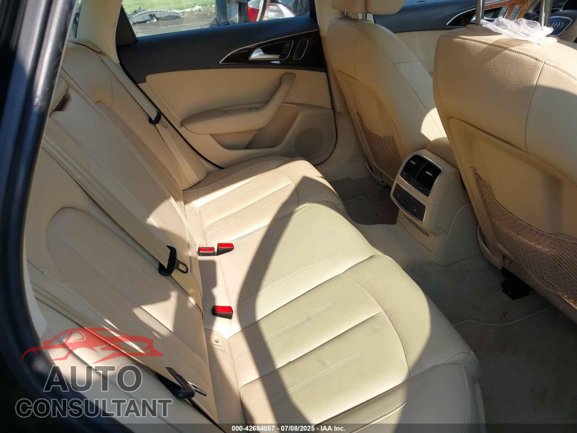 AUDI A6 2013 - WAUGFAFC4DN090411