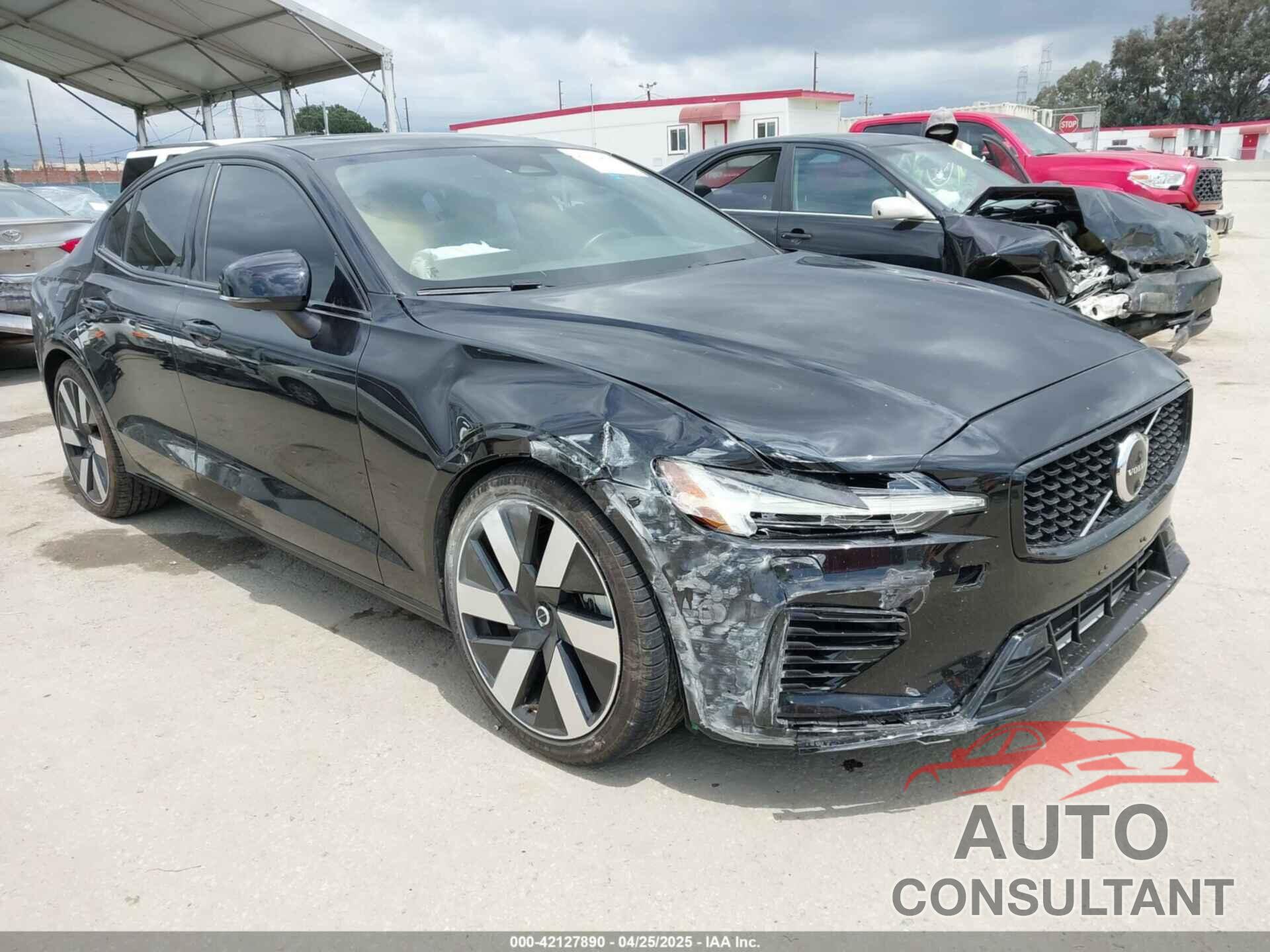 VOLVO S60 RECHARGE PLUG-IN HYBRID 2024 - 7JRH60FM6RG299592