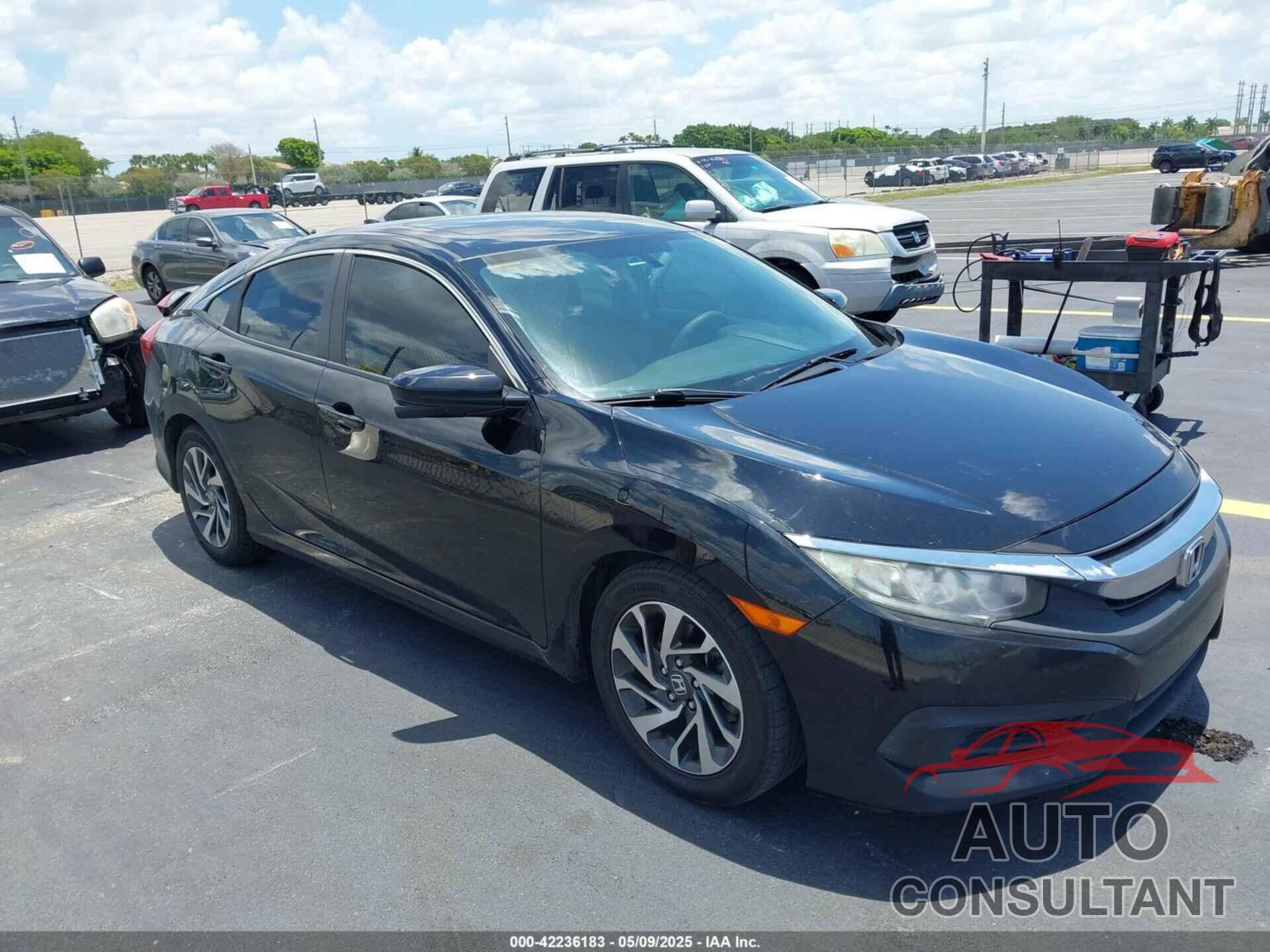 HONDA CIVIC 2017 - 19XFC2F73HE027892