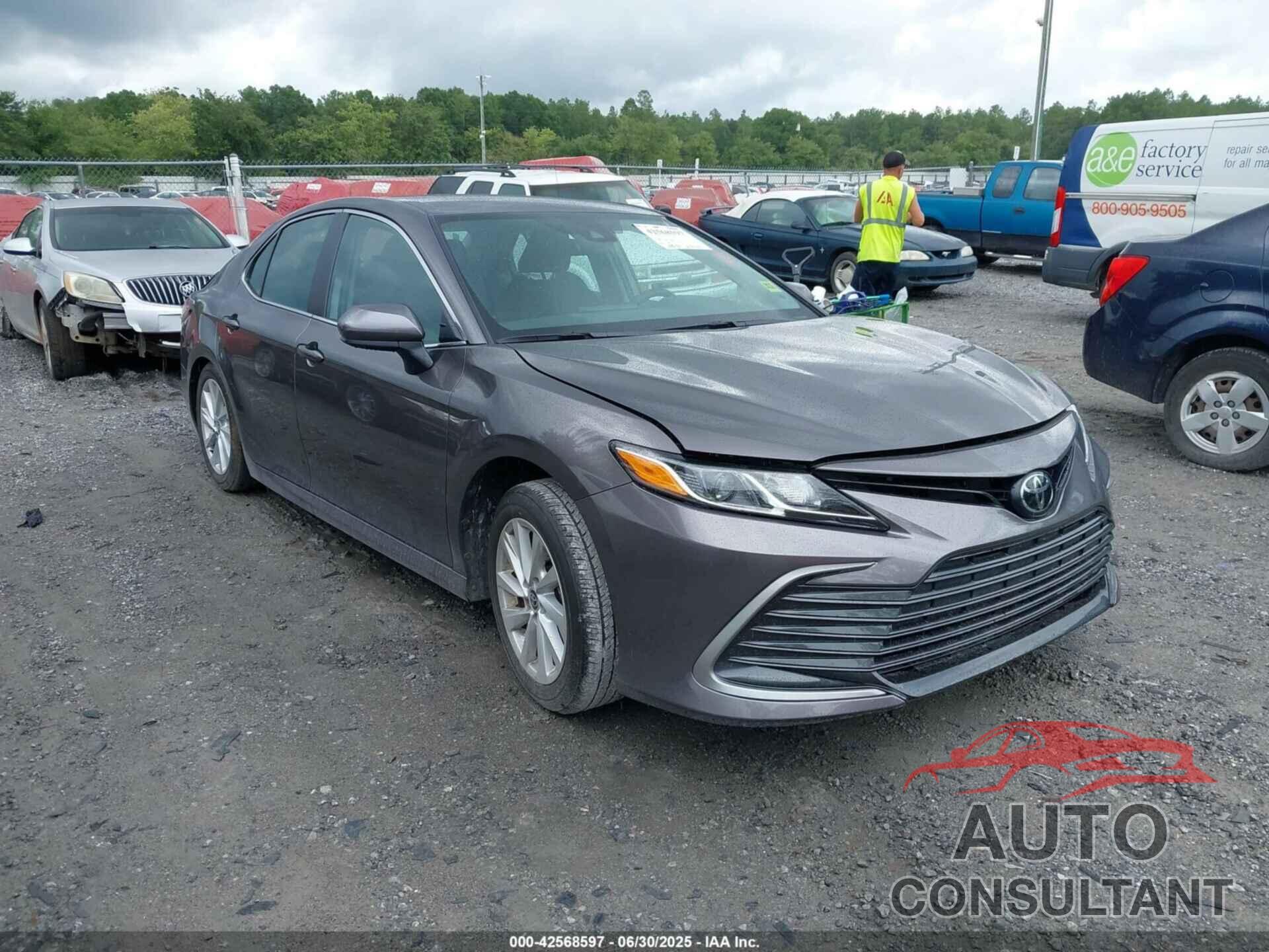 TOYOTA CAMRY 2023 - 4T1C11AK9PU727264
