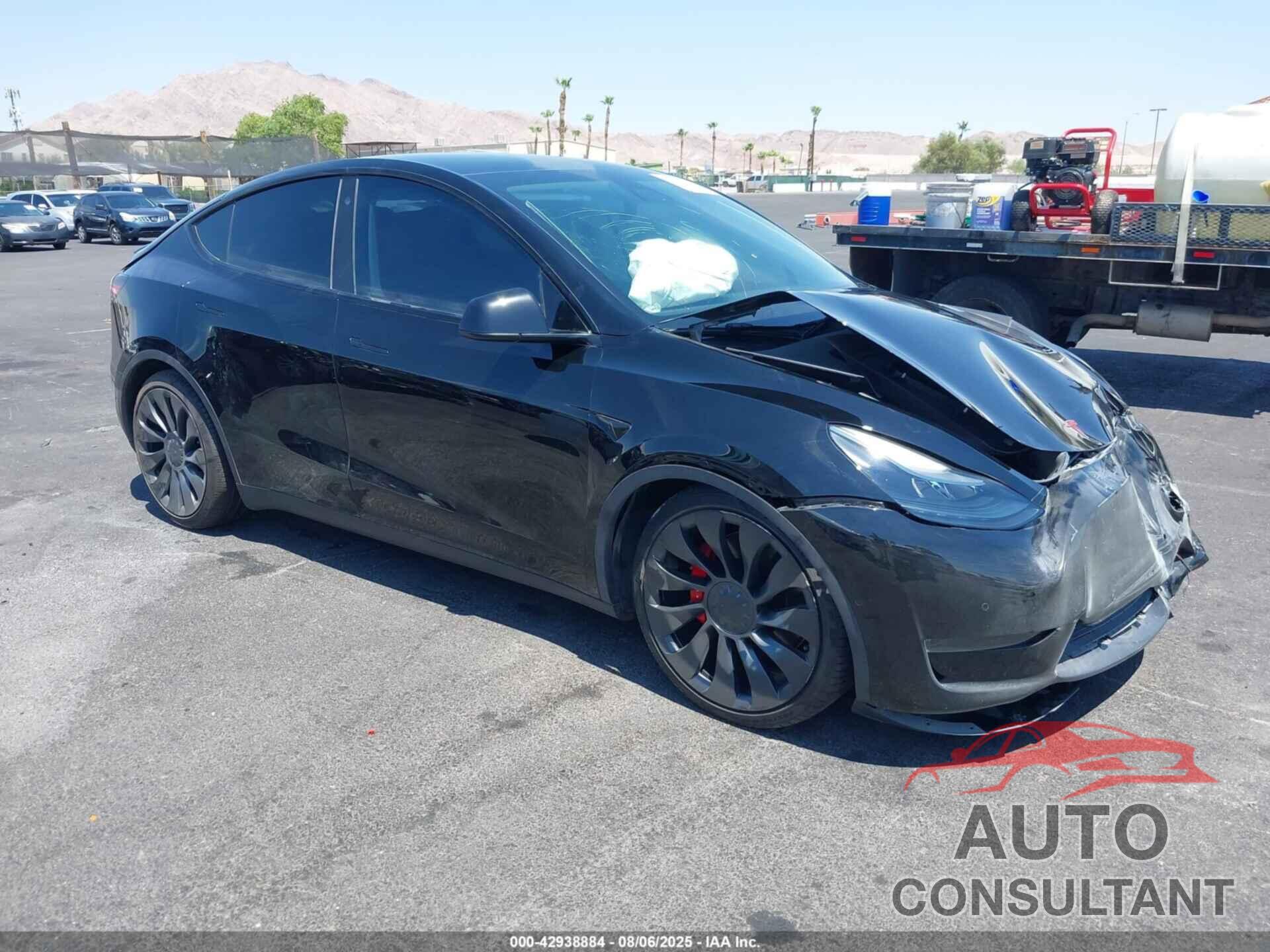 TESLA MODEL Y 2021 - 5YJYGDEF8MF261113