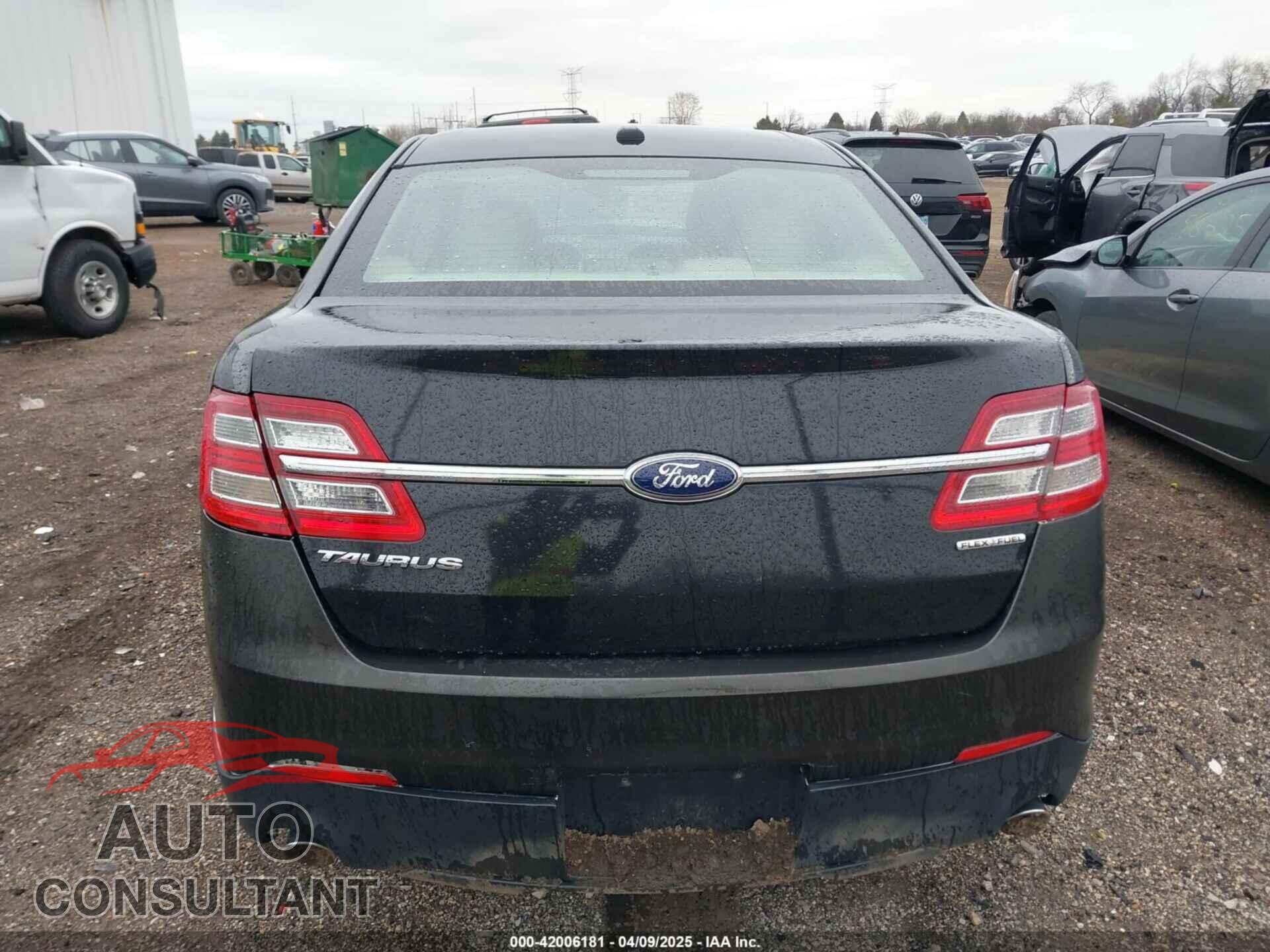 FORD TAURUS 2013 - 1FAHP2D82DG234363