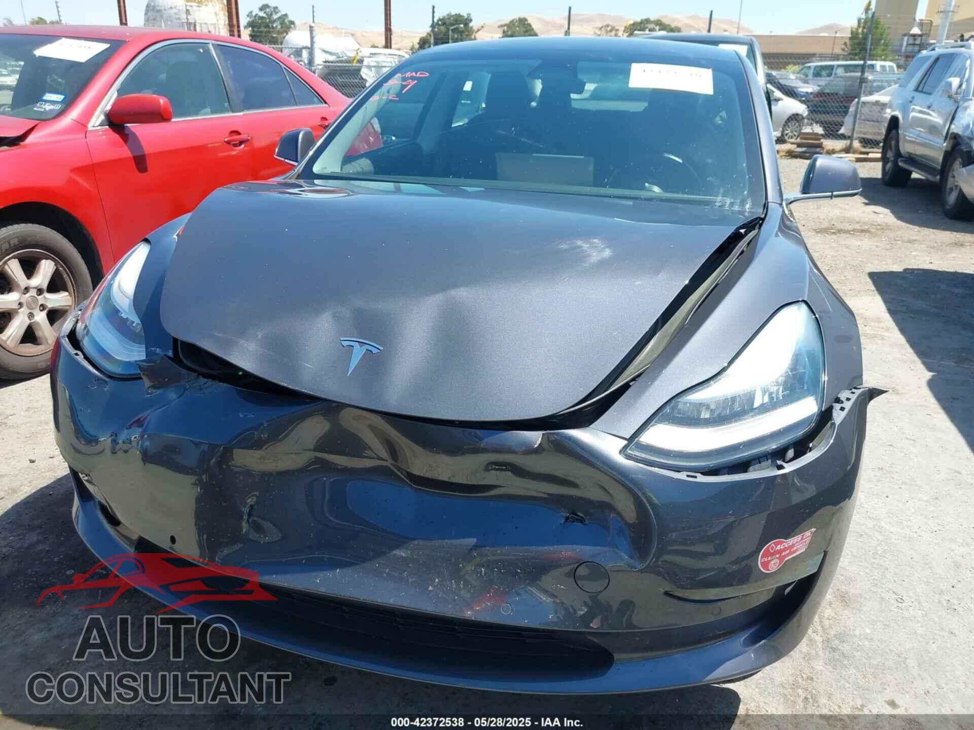 TESLA MODEL 3 2018 - 5YJ3E1EA3JF123798