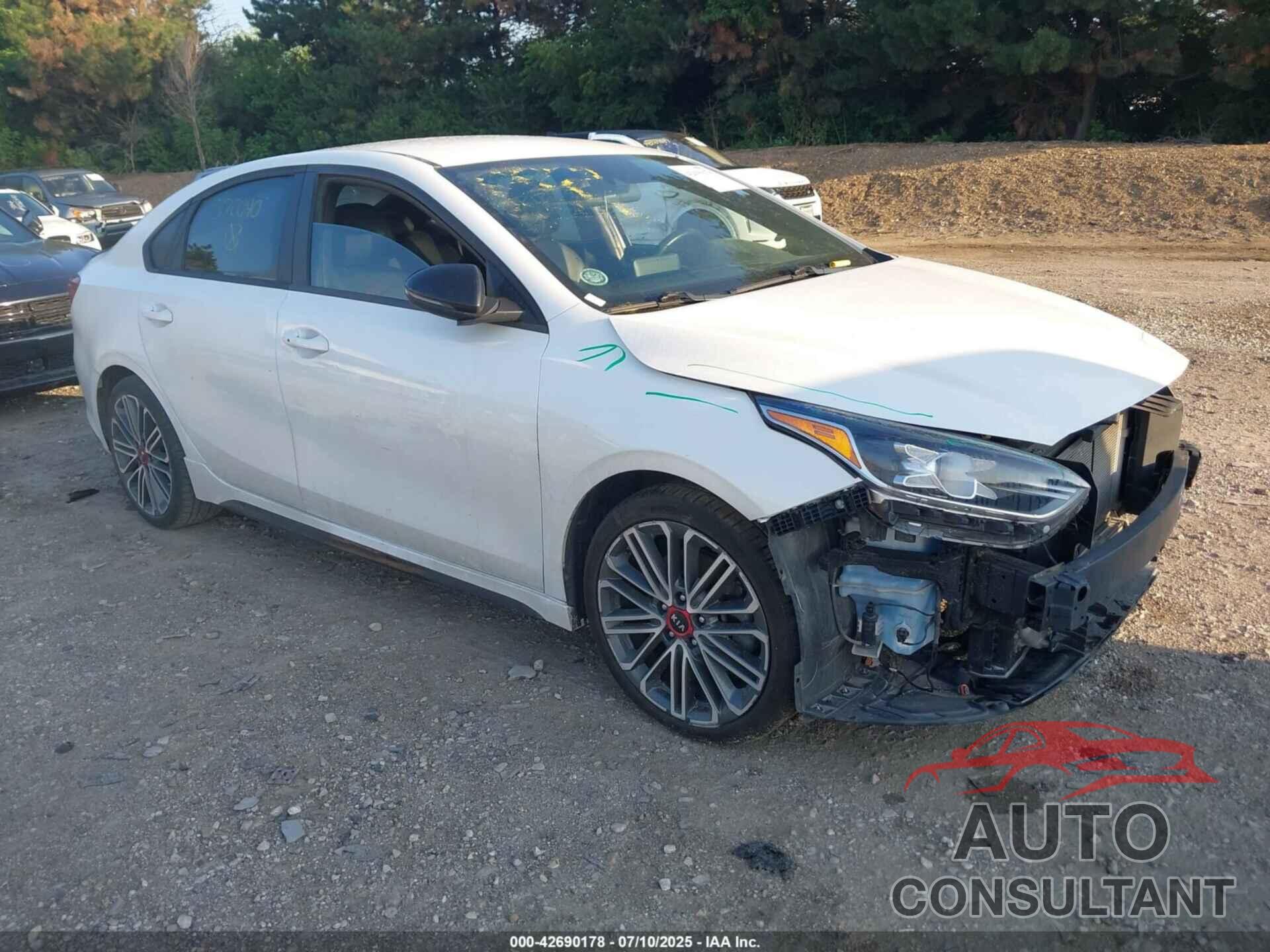KIA FORTE 2021 - 3KPF44AC2ME370040
