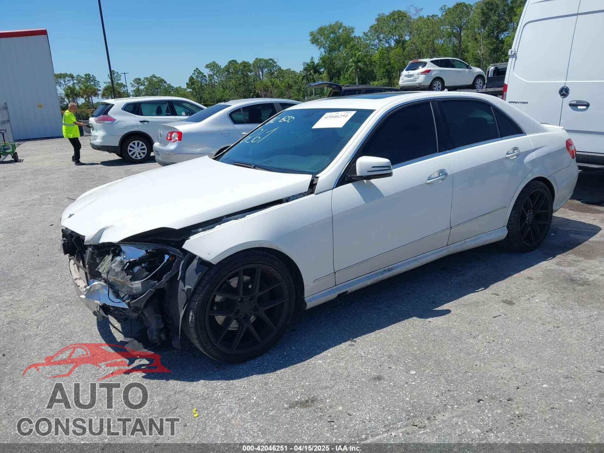 MERCEDES-BENZ E 350 2013 - WDDHF5KB9DA736261