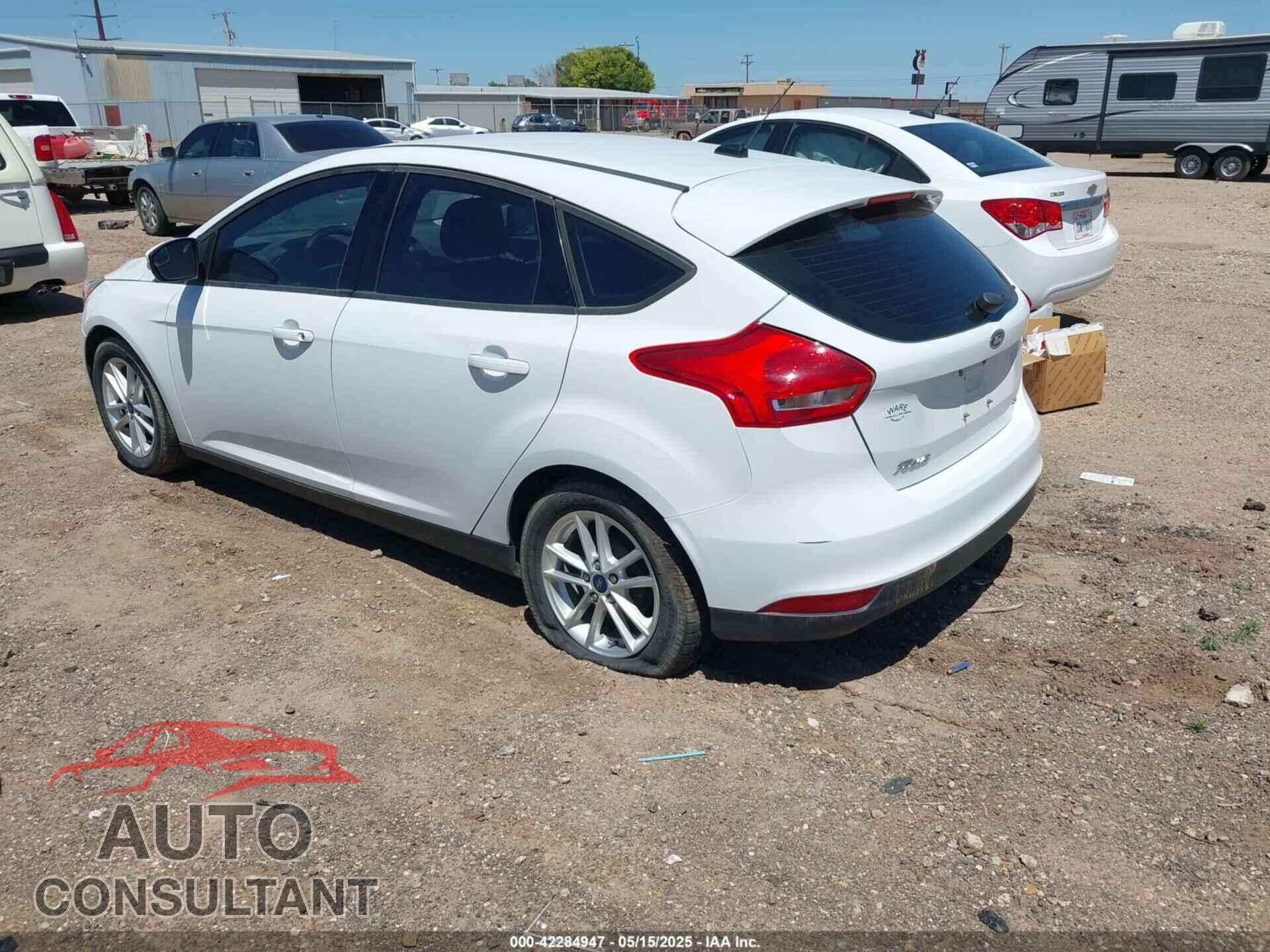 FORD FOCUS 2017 - 1FADP3K27HL214187