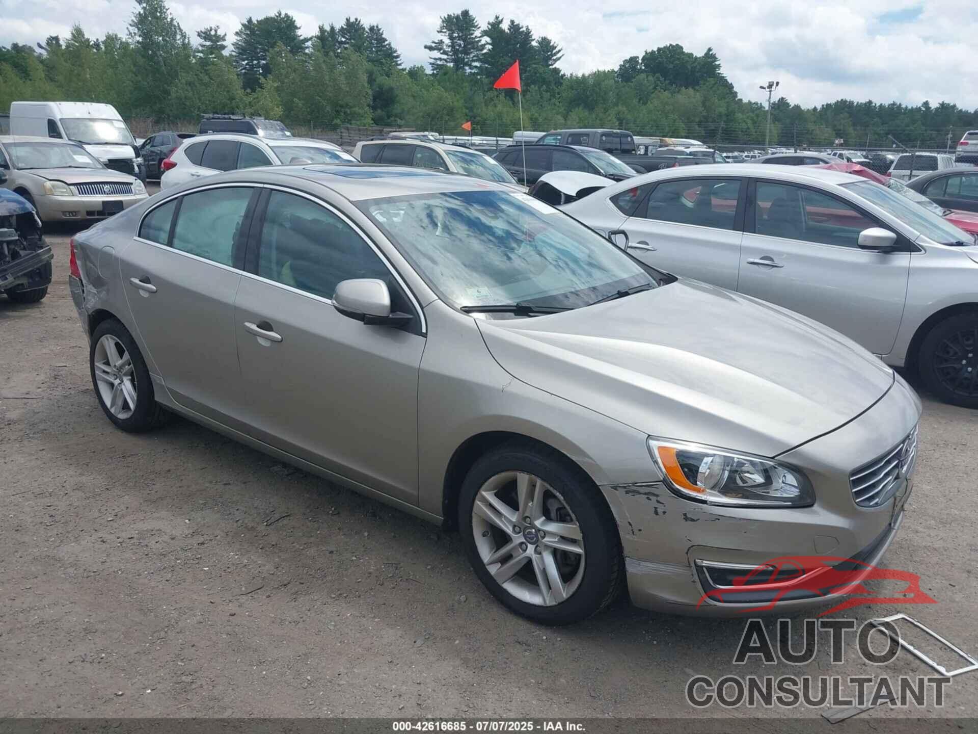 VOLVO S60 2015 - YV1612TB9F1302898