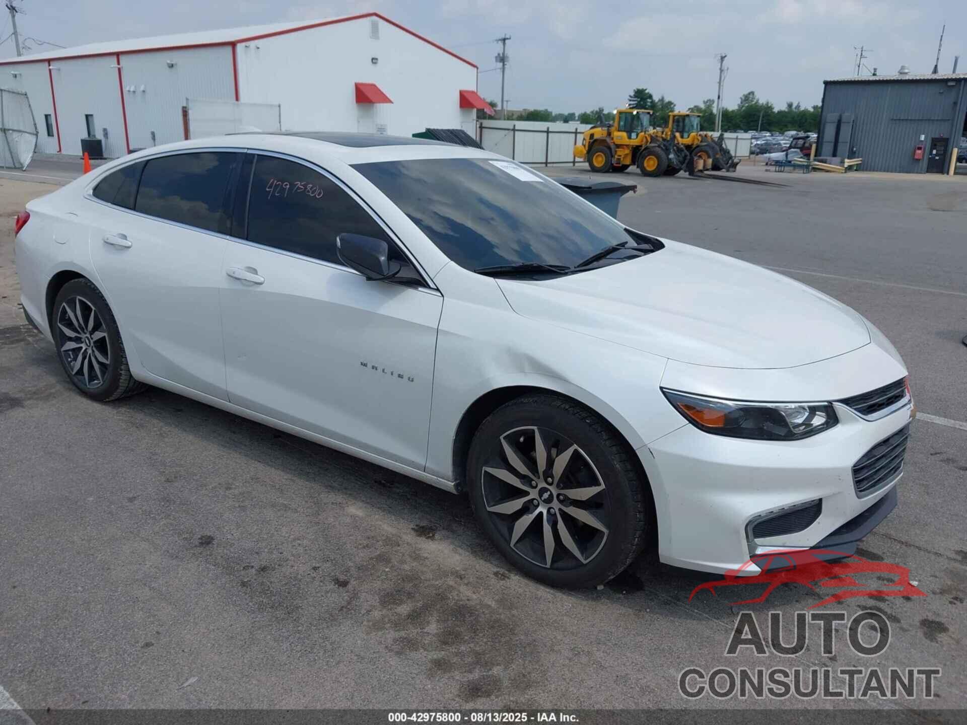 CHEVROLET MALIBU 2017 - 1G1ZE5ST7HF141601