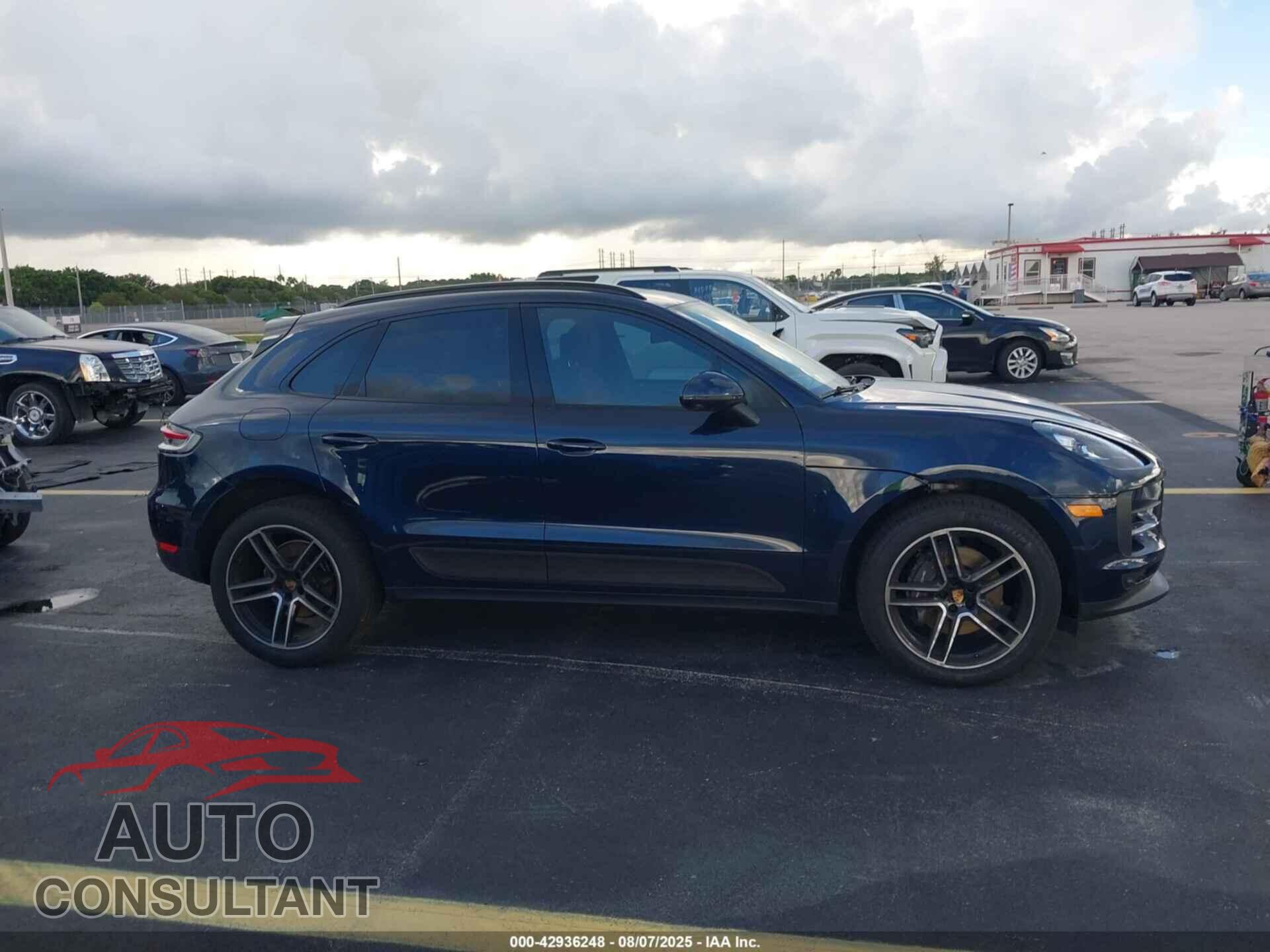 PORSCHE MACAN 2021 - WP1AA2A5XMLB15862