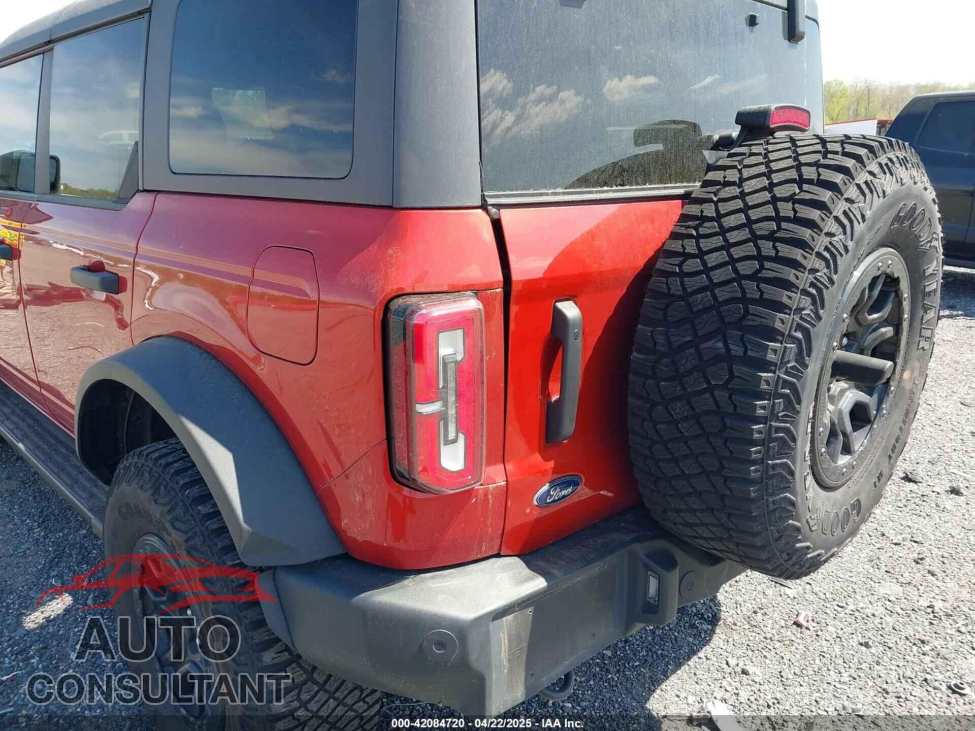 FORD BRONCO 2022 - 1FMEE5DP3NLB42355