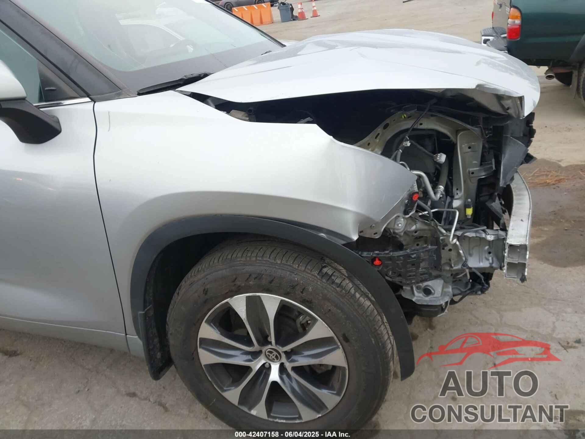 TOYOTA HIGHLANDER 2021 - 5TDHZRBH8MS142051