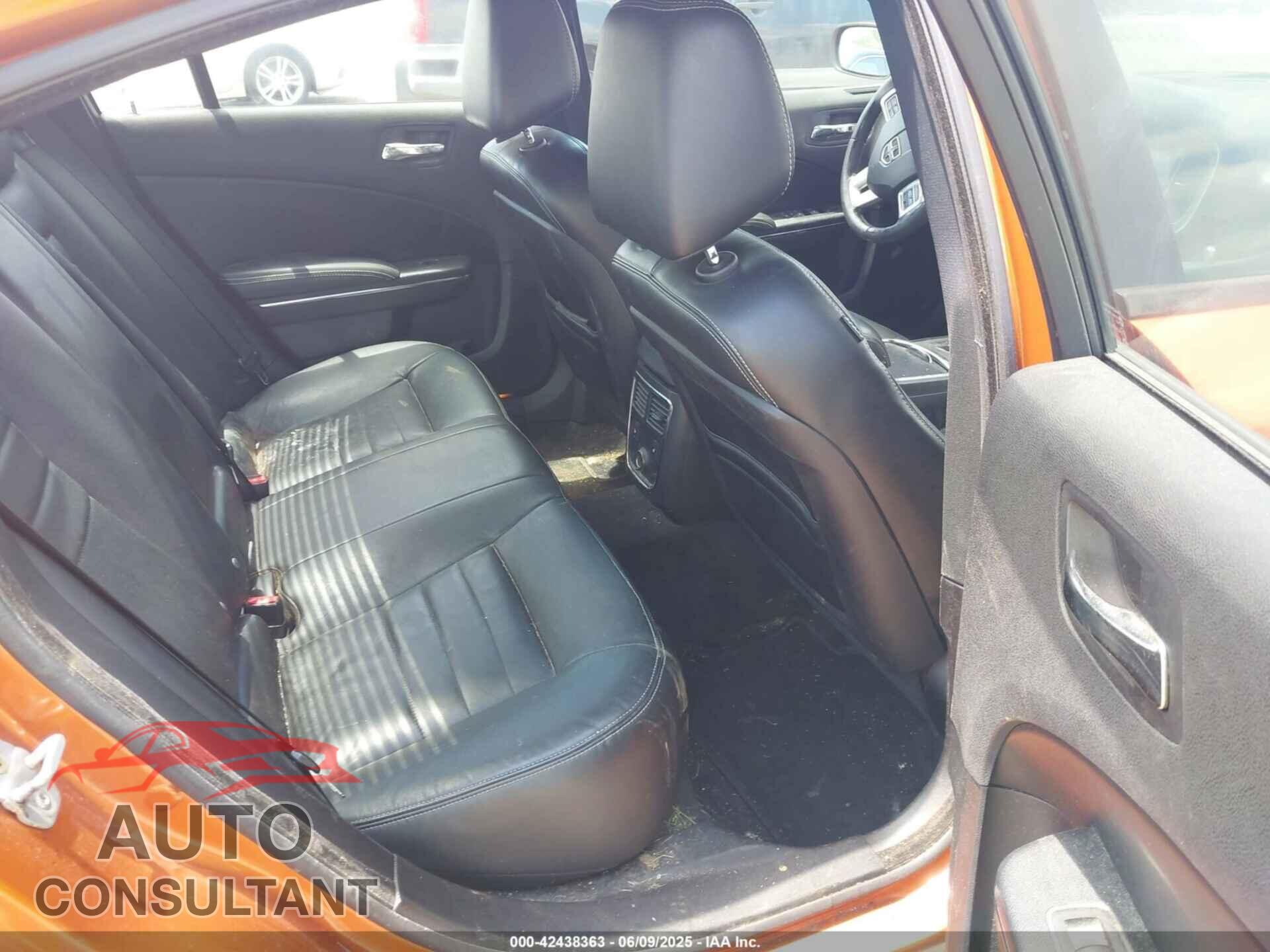 DODGE CHARGER 2011 - 2B3CL3CG0BH552418