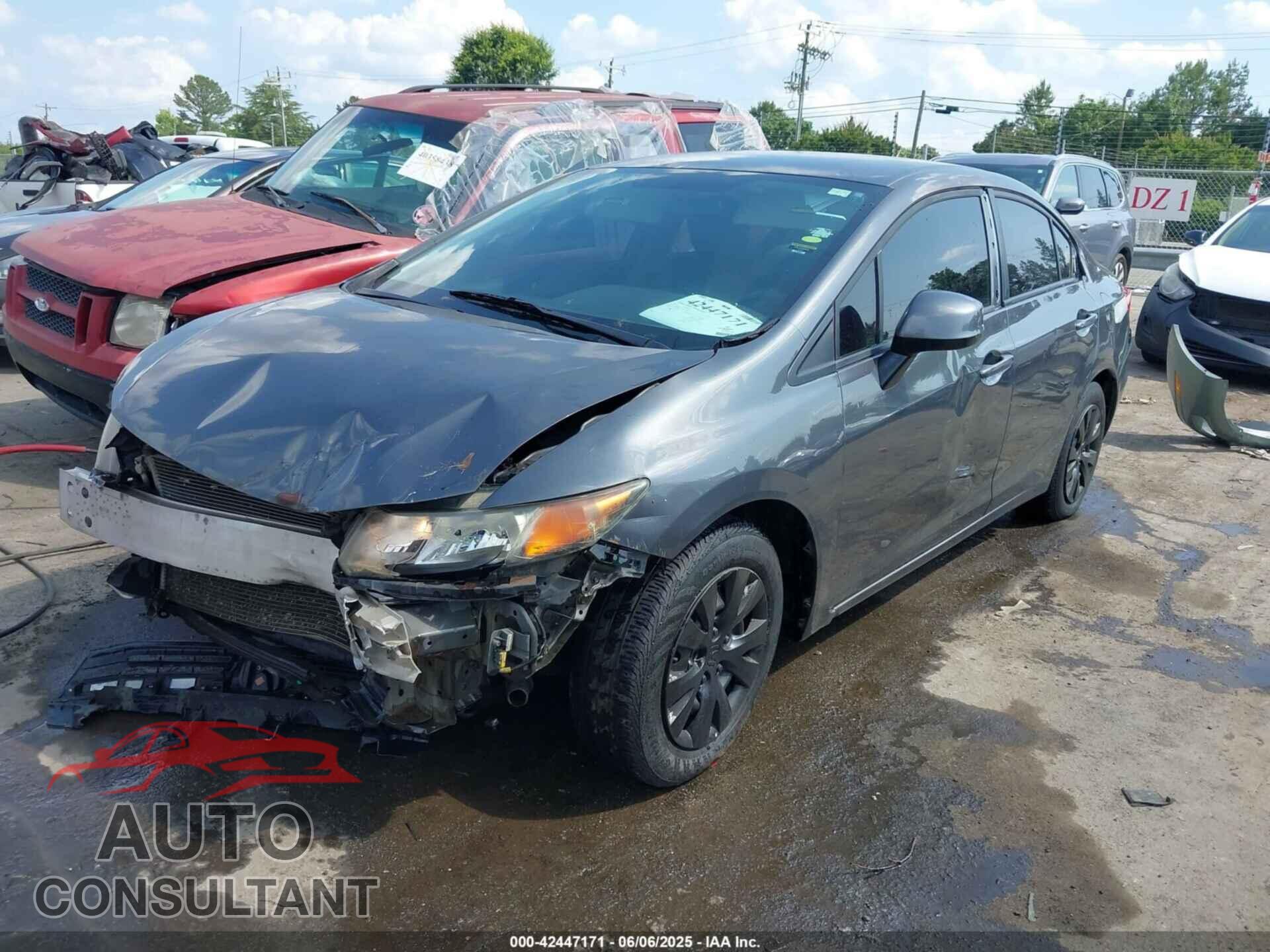 HONDA CIVIC 2012 - 2HGFB2F53CH568912