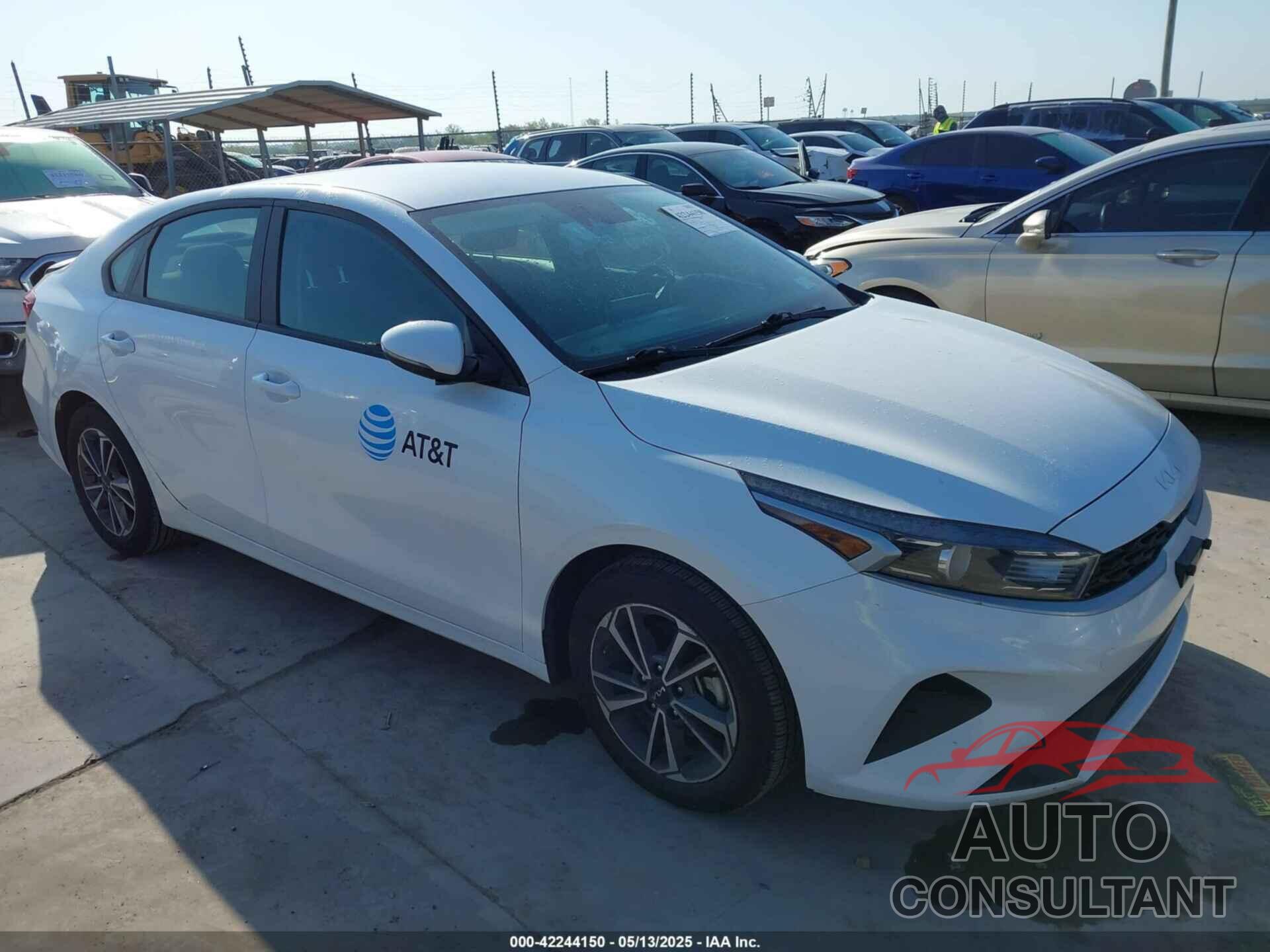 KIA FORTE 2023 - 3KPF24AD9PE559996
