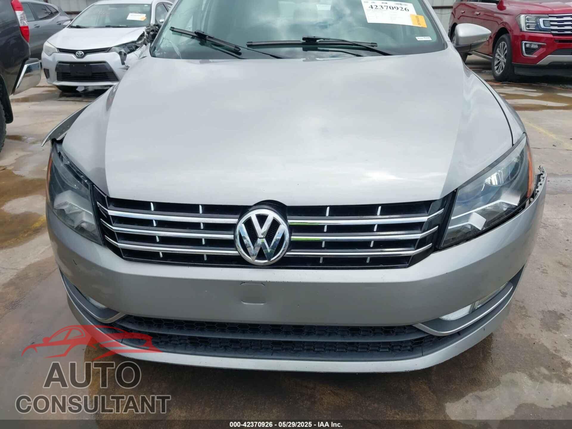 VOLKSWAGEN PASSAT 2012 - 1VWCM7A3XCC013292