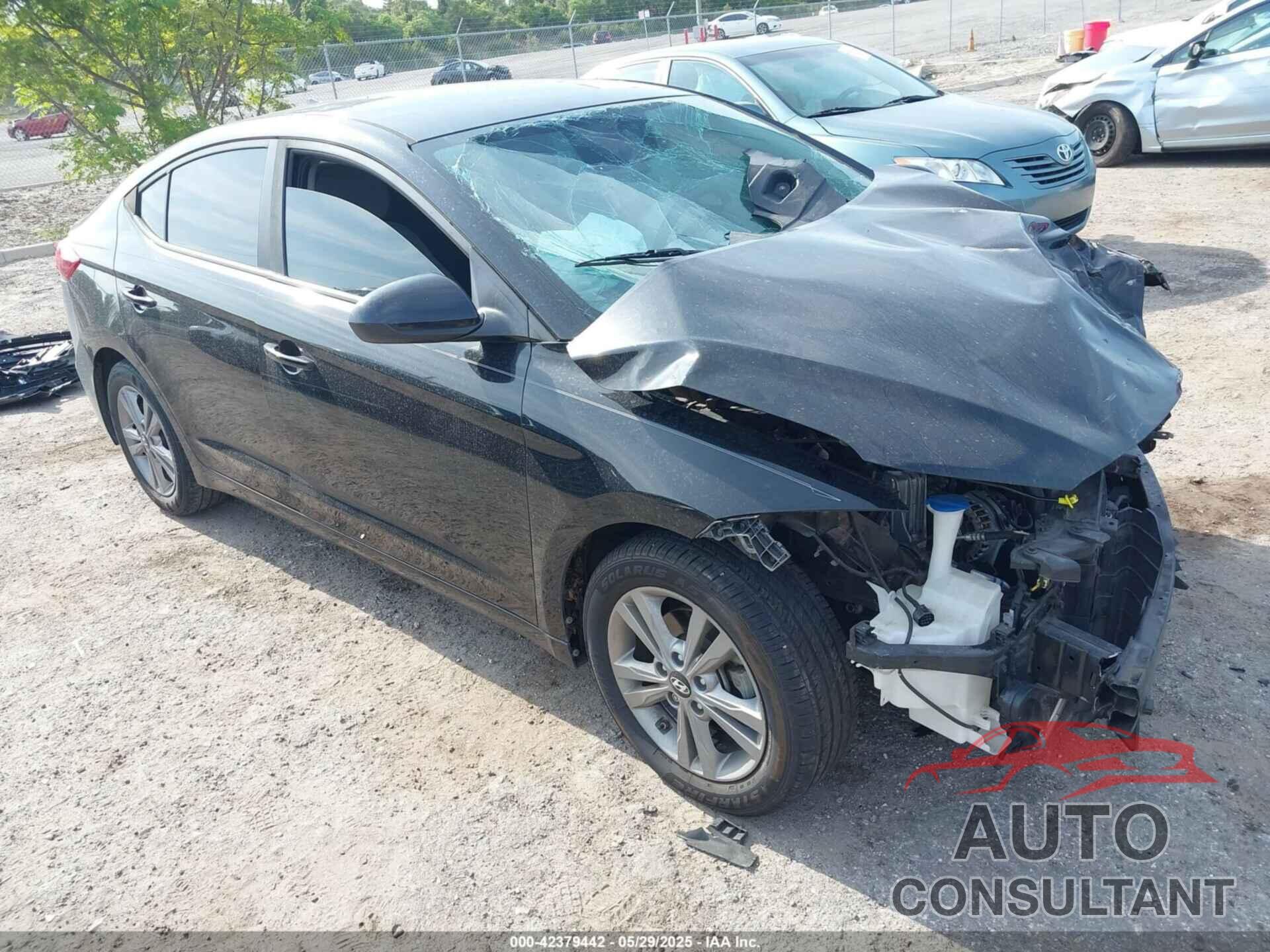HYUNDAI ELANTRA 2017 - KMHD84LF8HU412782