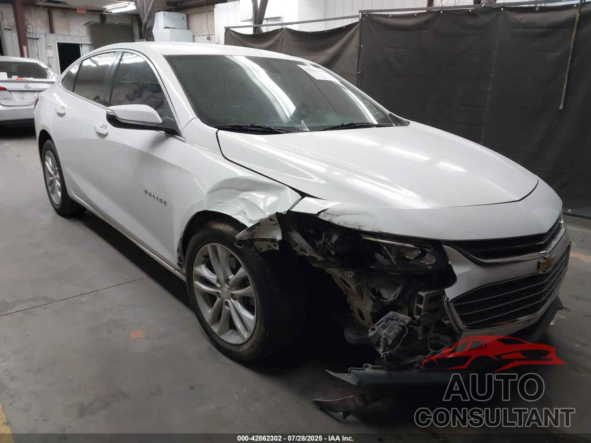 CHEVROLET MALIBU 2017 - 1G1ZE5ST4HF137179