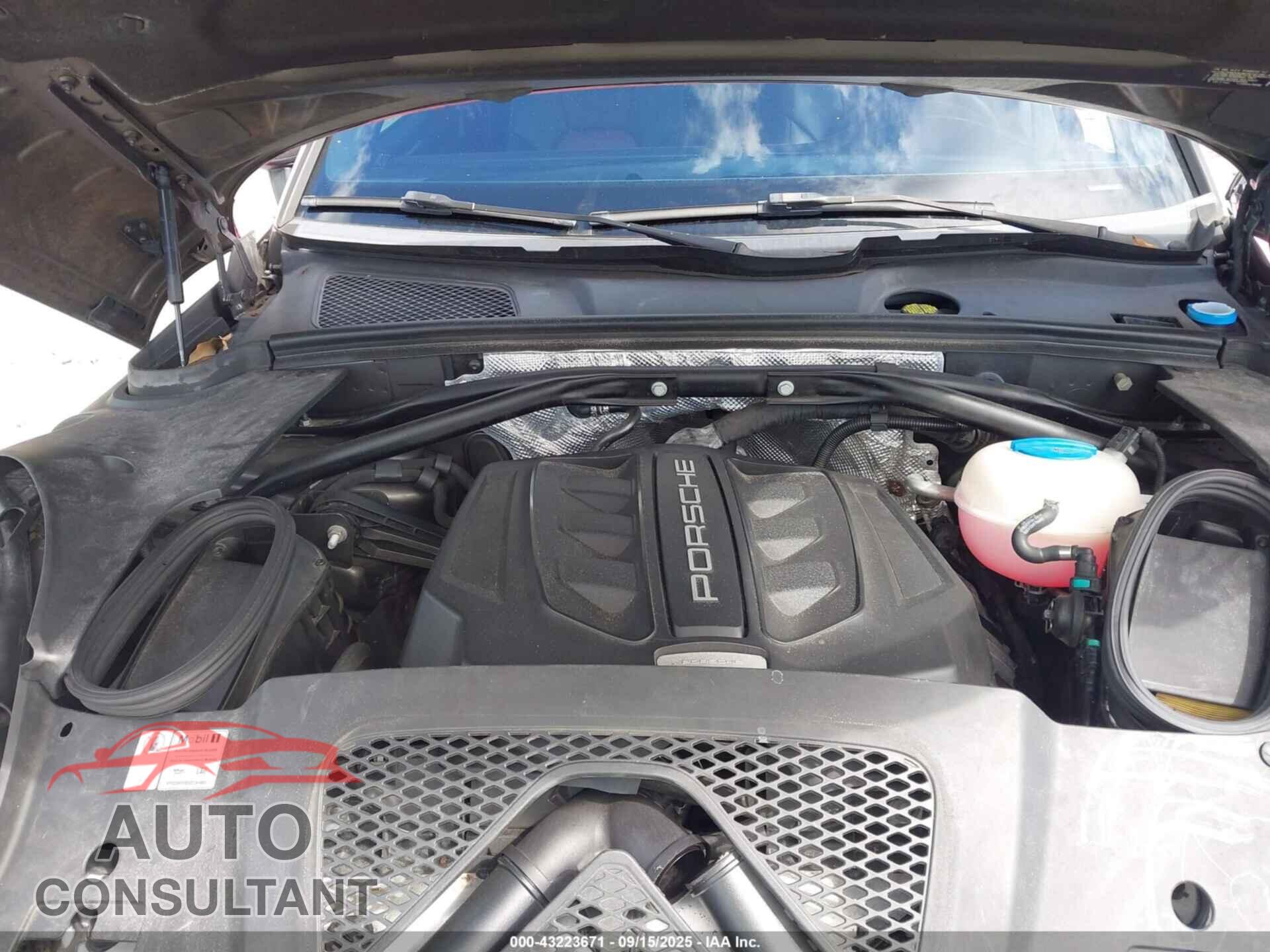 PORSCHE MACAN 2015 - WP1AB2A57FLB41920