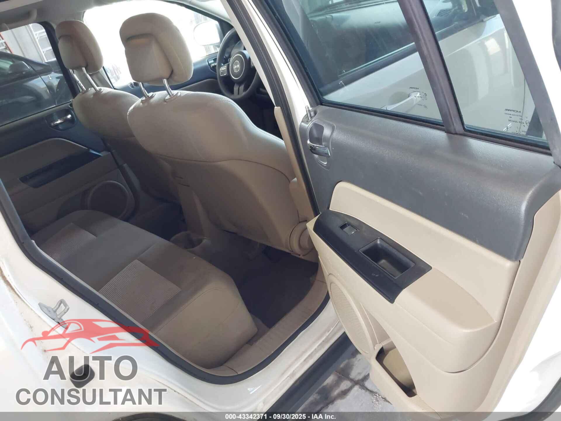 JEEP COMPASS 2011 - 1J4NT1FA9BD287783