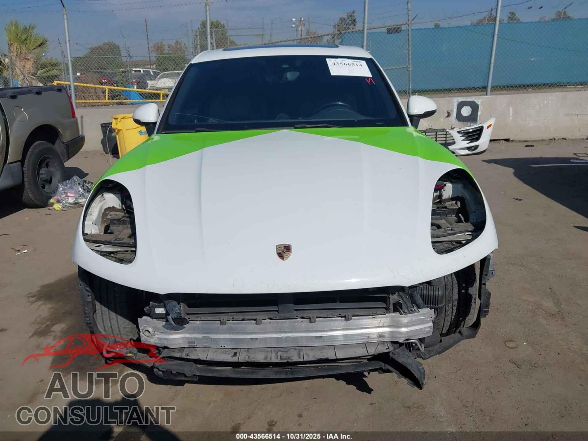 PORSCHE MACAN 2017 - WP1AA2A55HLB00806