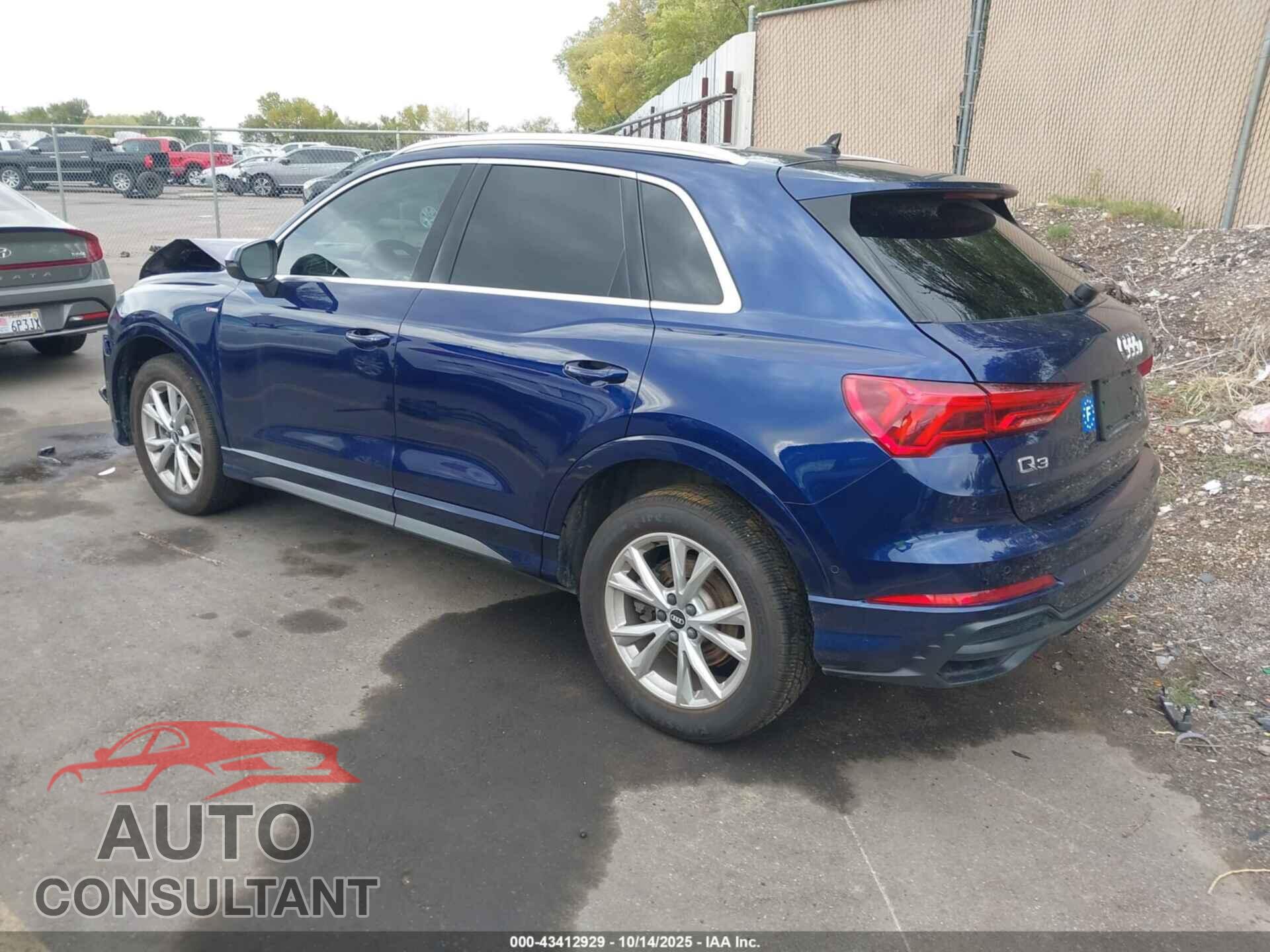 AUDI Q3 2021 - WA1EECF32M1102002