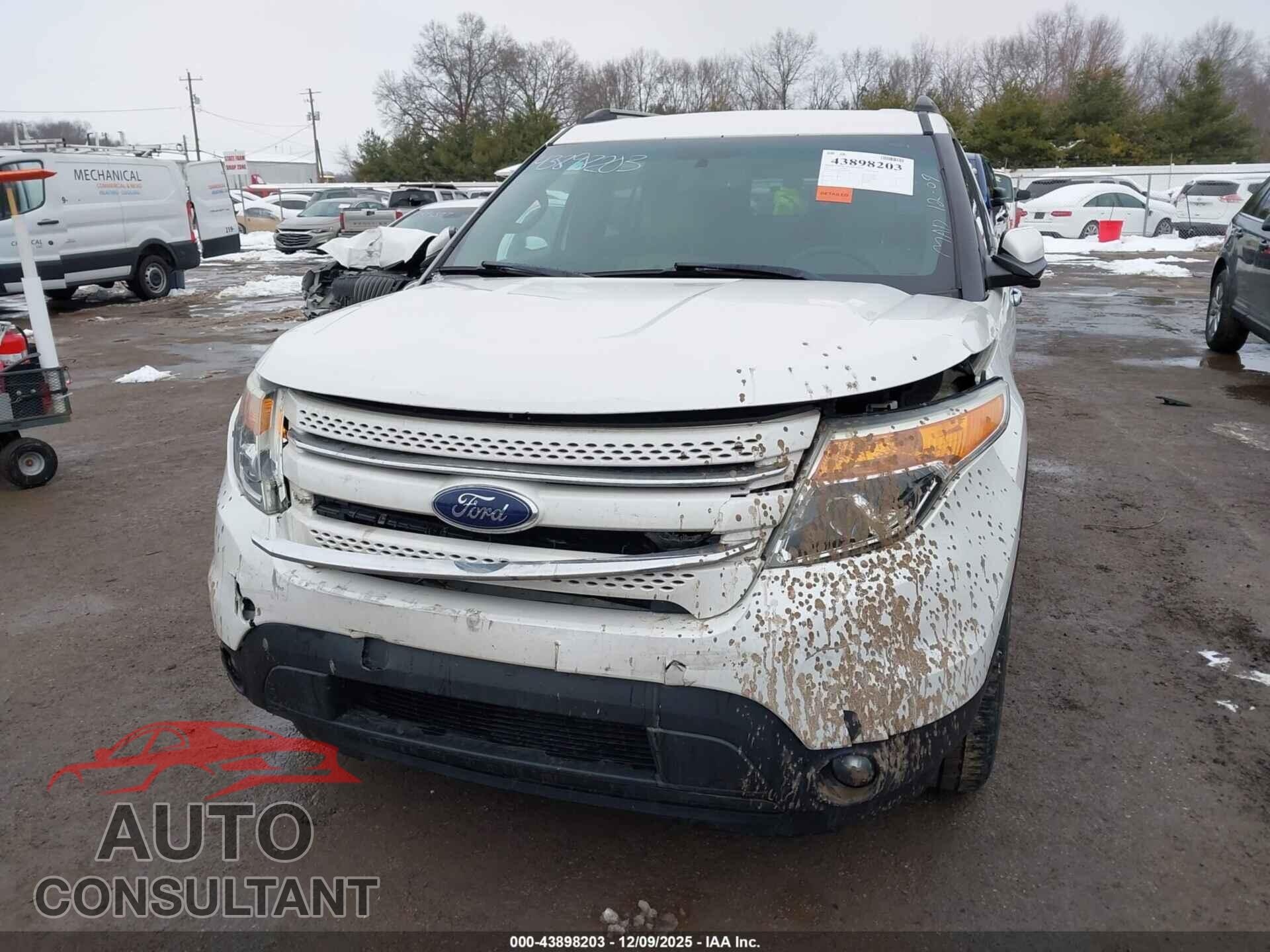 FORD EXPLORER 2011 - 1FMHK8F81BGA31479