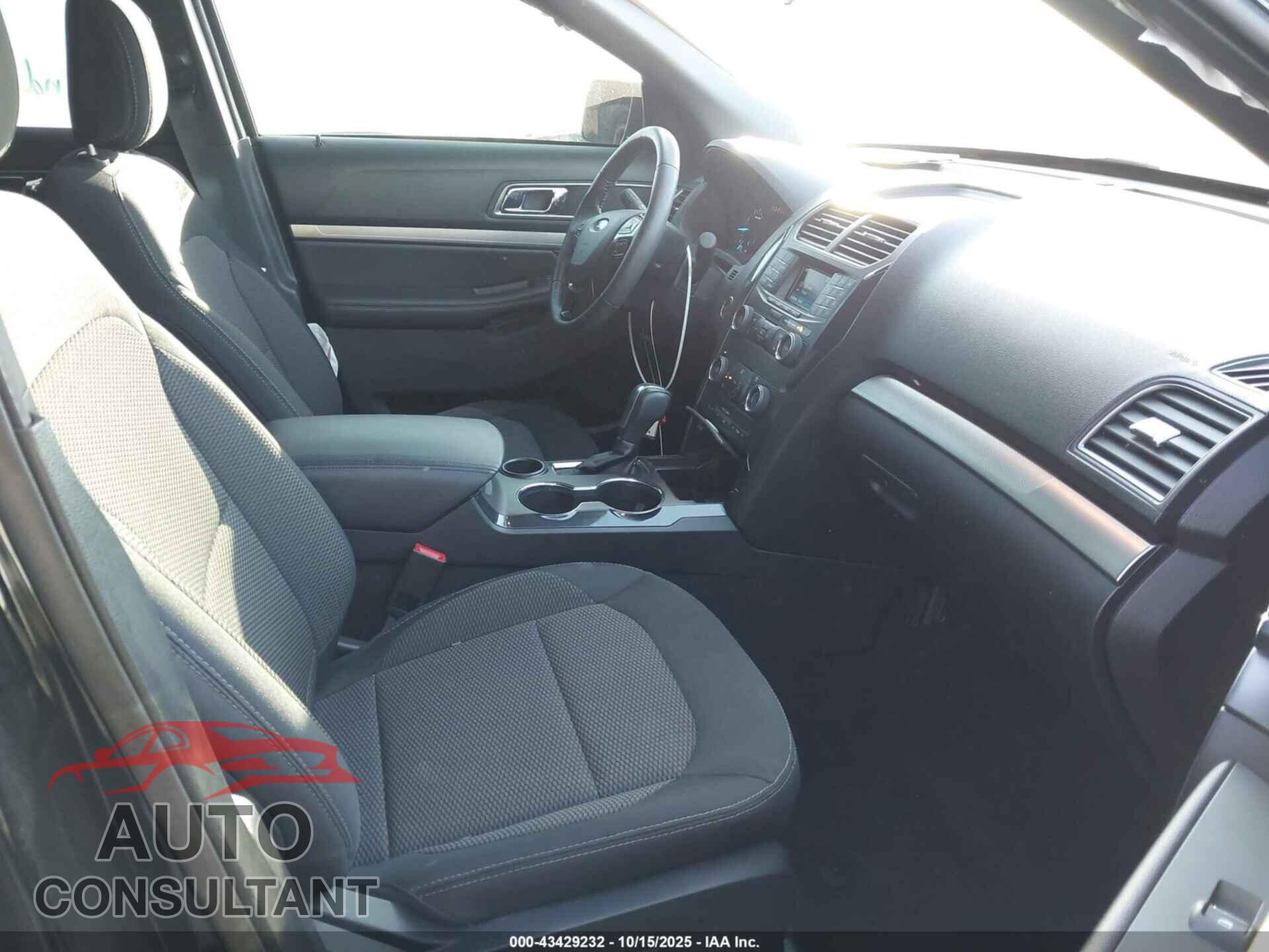 FORD EXPLORER 2018 - 1FM5K7D87JGB77576