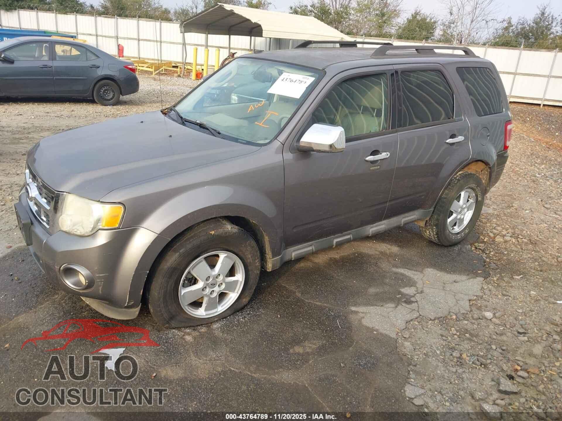 FORD ESCAPE 2011 - 1FMCU0D76BKA36495