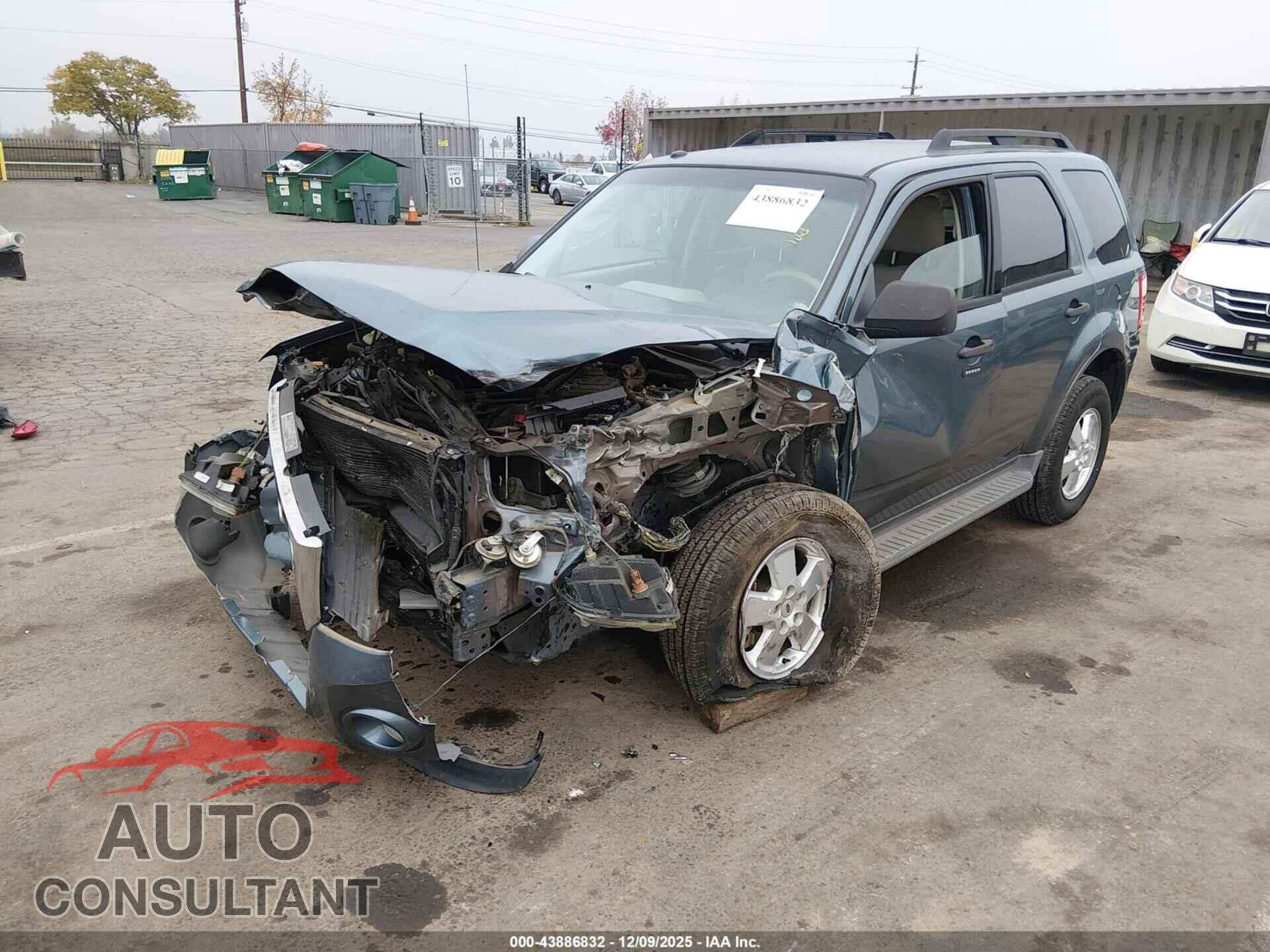 FORD ESCAPE 2011 - 1FMCU0D76BKB91452