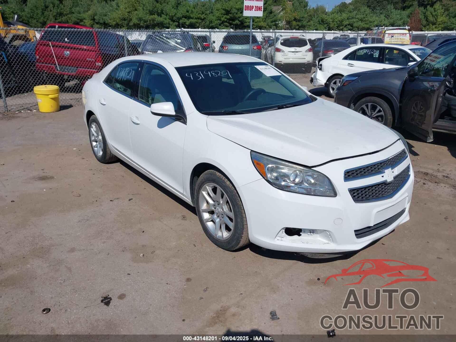 CHEVROLET MALIBU 2013 - 1G11D5RR2DF105755
