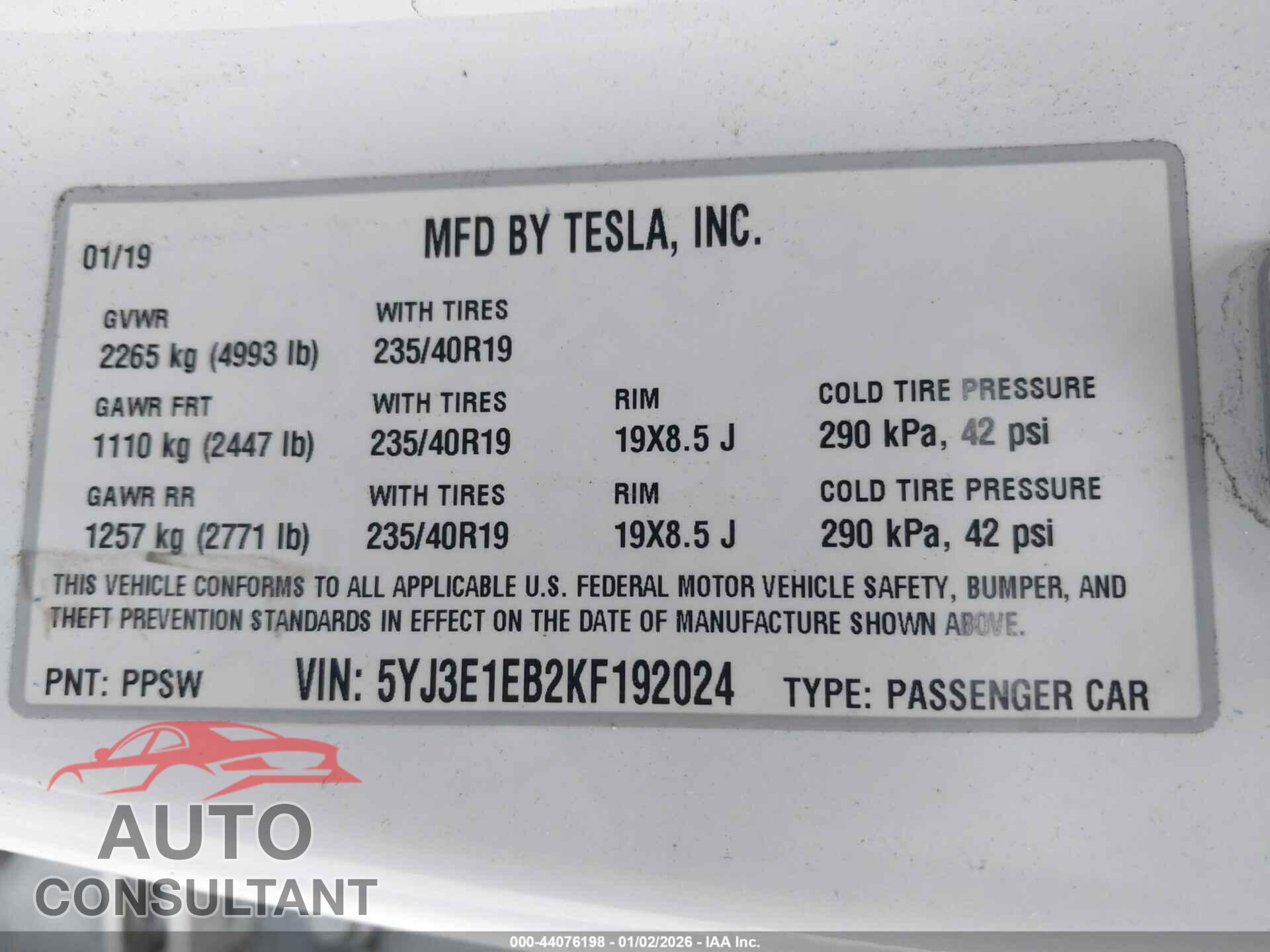 TESLA MODEL 3 2019 - 5YJ3E1EB2KF192024