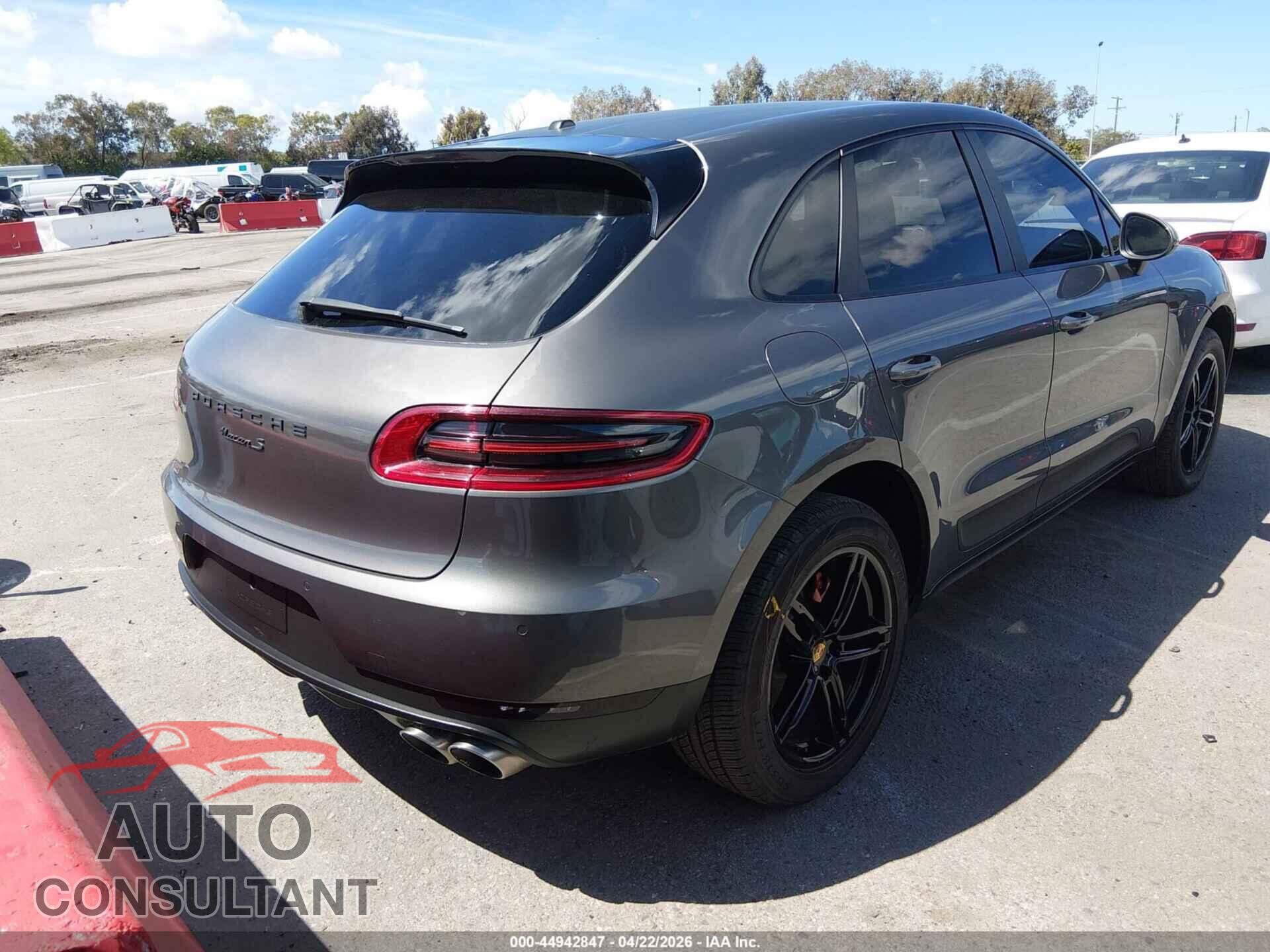PORSCHE MACAN 2015 - WP1AB2A58FLB52392