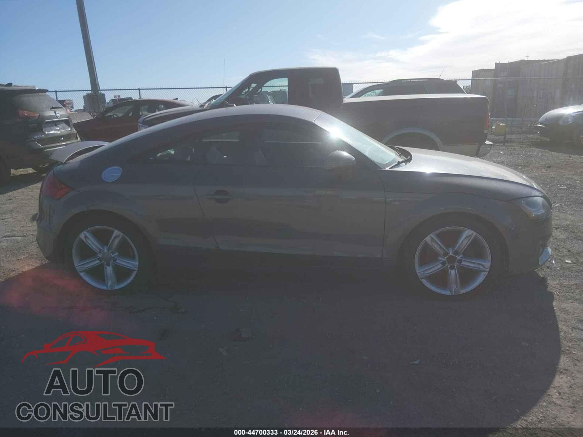 AUDI TT 2012 - TRUBFAFK6C1008517