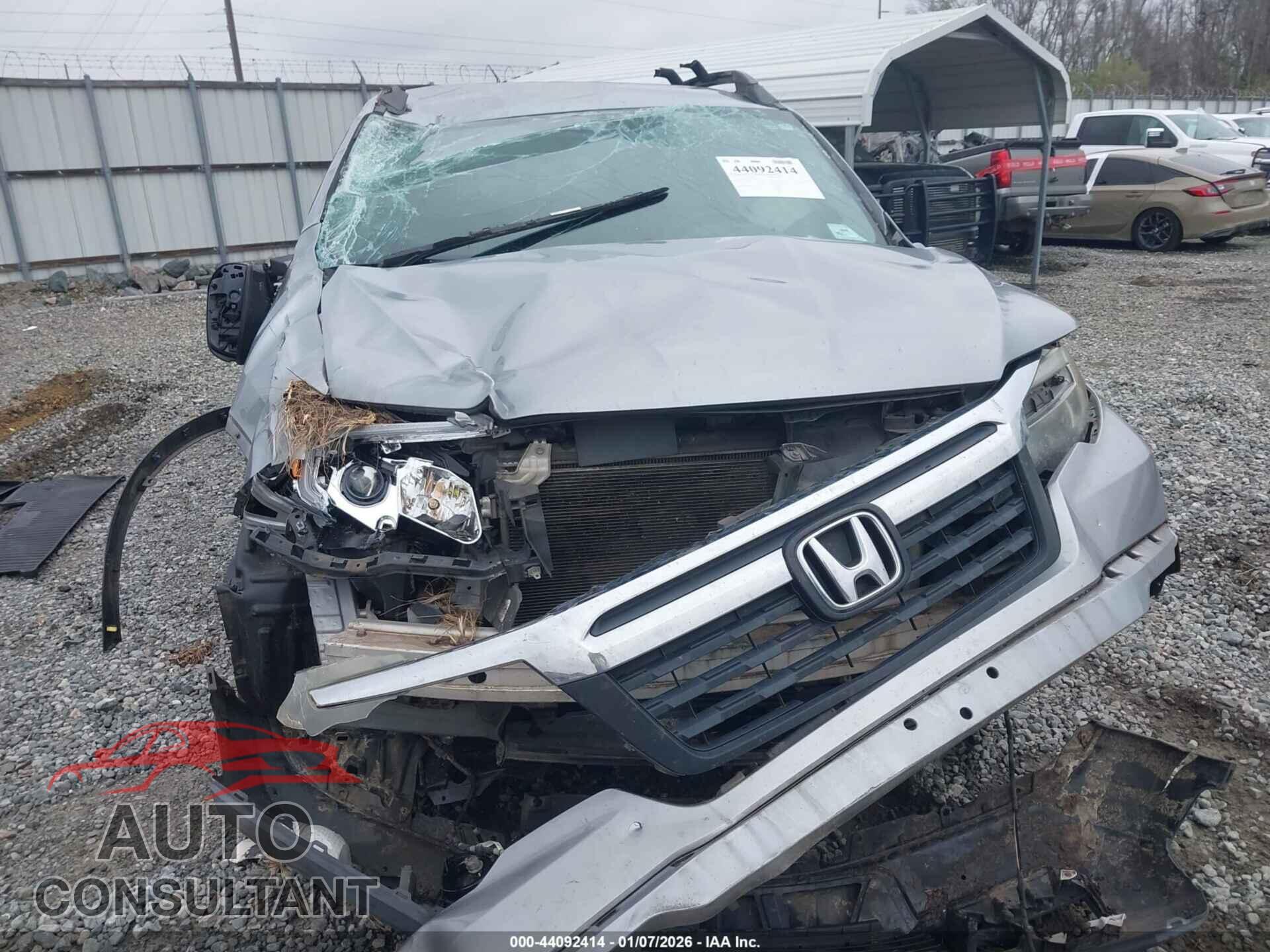 HONDA RIDGELINE 2017 - 5FPYK3F52HB016514