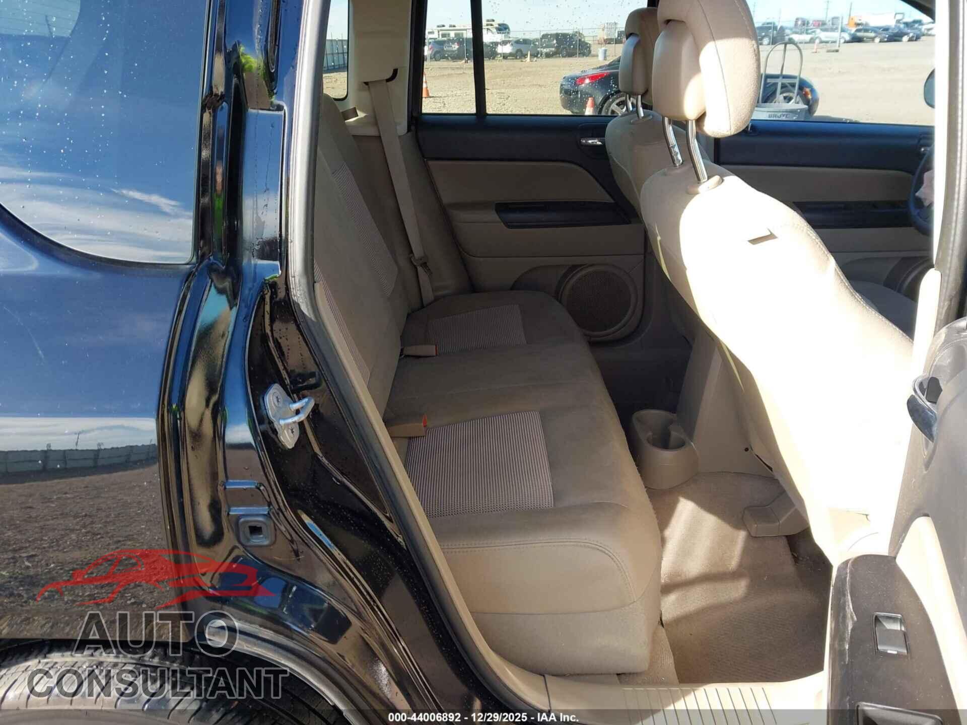 JEEP COMPASS 2014 - 1C4NJCBA6ED727511